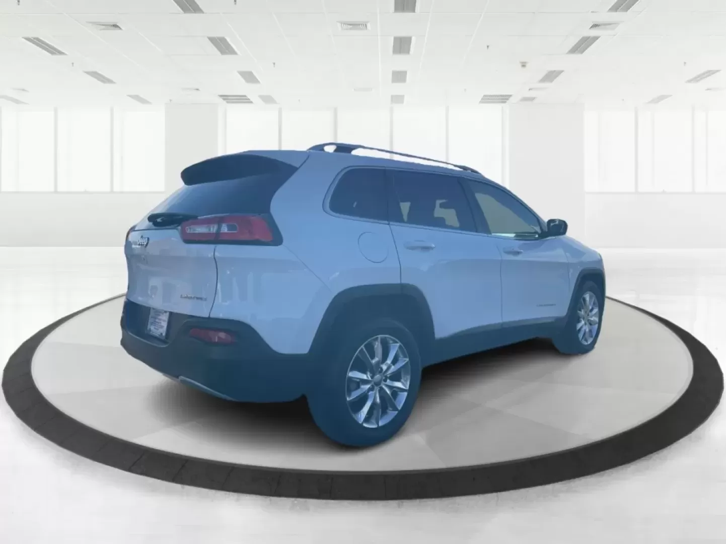 2014 Jeep Cherokee Limited (1C4PJLDB2EW) with an Other engine, located at 1099 N County Rd 25A , Troy, OH, 45373, (937) 908-9800, 40.057079, -84.212883 - **Unleash Your Adventurous Spirit with the 2014 Jeep Cherokee Limited!**<br /> <br /> Are you ready to enhance your lifestyle with a vehicle that perfectly balances comfort, capability, and style? Look no further than the 2014 Jeep Cherokee Limited, available now at Advantage Car and Credit in Xenia - Photo#2