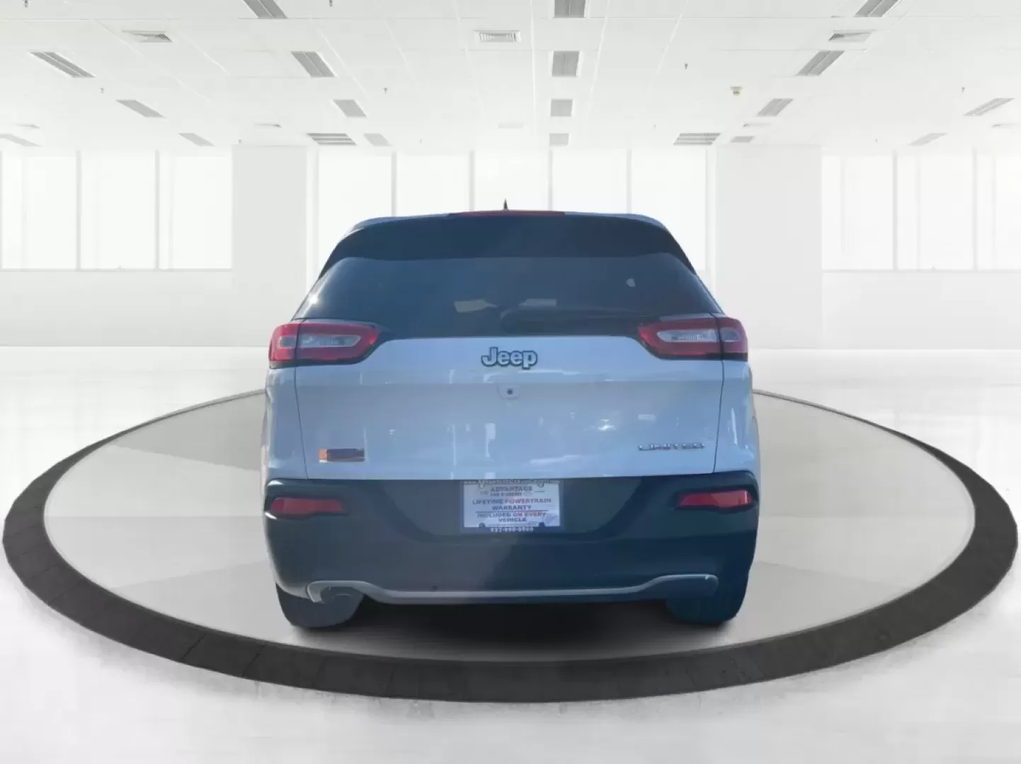 2014 Jeep Cherokee Limited (1C4PJLDB2EW) with an Other engine, located at 1099 N County Rd 25A , Troy, OH, 45373, (937) 908-9800, 40.057079, -84.212883 - **Unleash Your Adventurous Spirit with the 2014 Jeep Cherokee Limited!**<br /> <br /> Are you ready to enhance your lifestyle with a vehicle that perfectly balances comfort, capability, and style? Look no further than the 2014 Jeep Cherokee Limited, available now at Advantage Car and Credit in Xenia - Photo#3