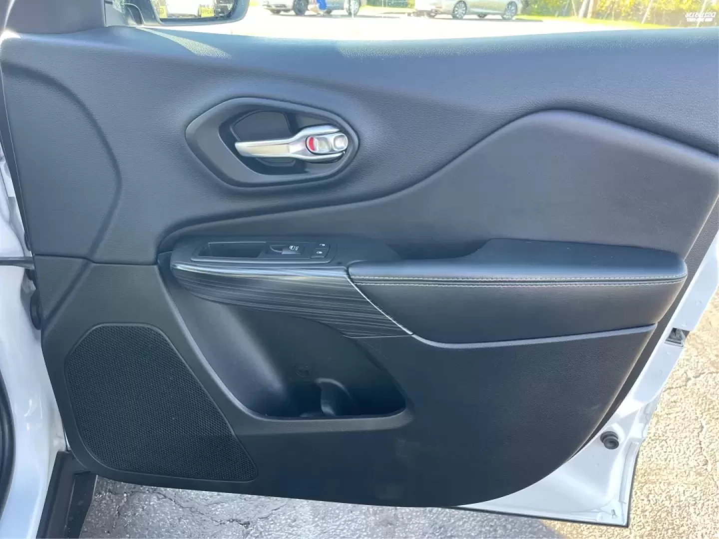 2014 Jeep Cherokee Limited (1C4PJLDB2EW) with an Other engine, located at 1099 N County Rd 25A , Troy, OH, 45373, (937) 908-9800, 40.057079, -84.212883 - **Unleash Your Adventurous Spirit with the 2014 Jeep Cherokee Limited!**<br /> <br /> Are you ready to enhance your lifestyle with a vehicle that perfectly balances comfort, capability, and style? Look no further than the 2014 Jeep Cherokee Limited, available now at Advantage Car and Credit in Xenia - Photo#19