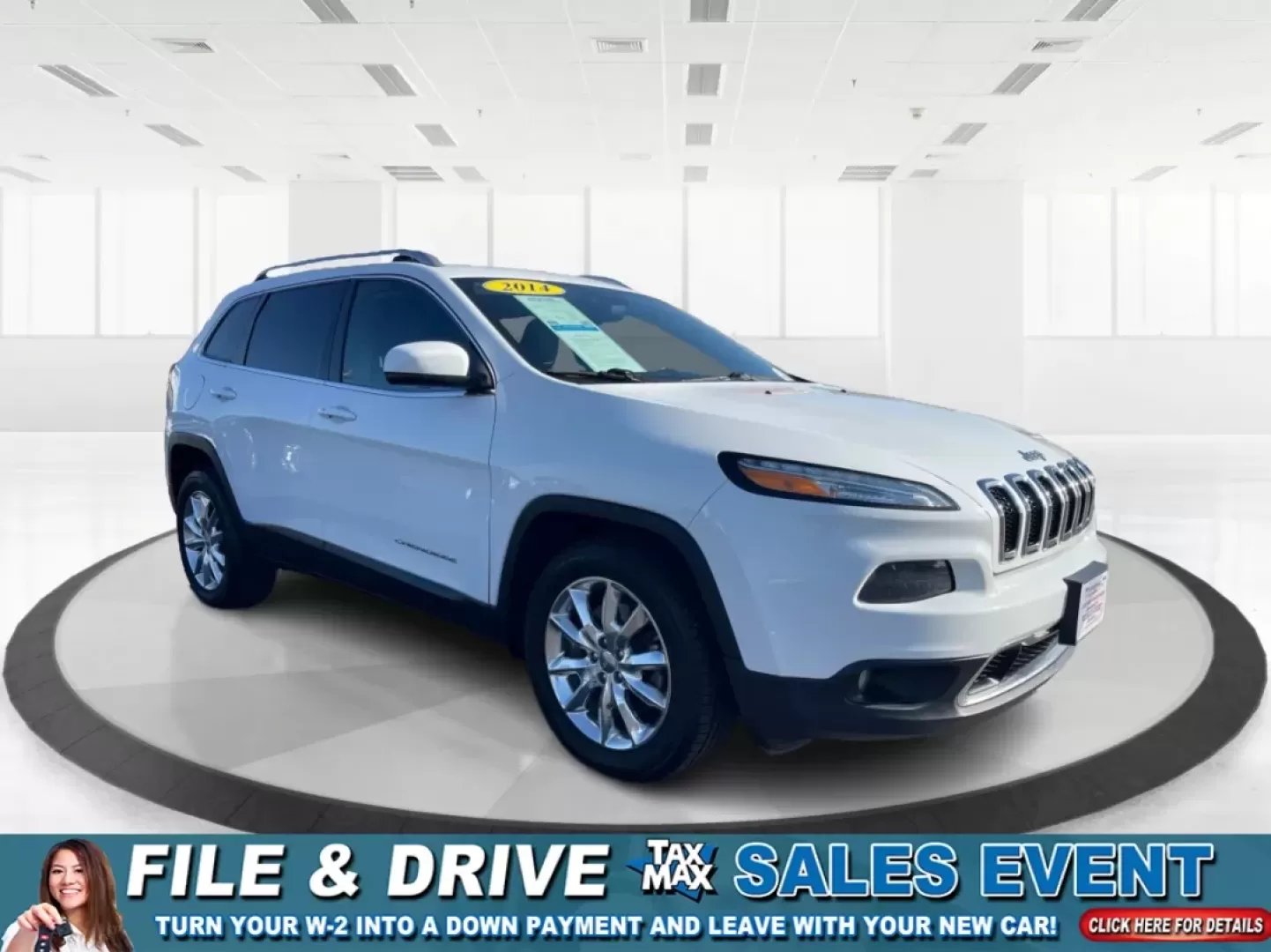 2014 Jeep Cherokee Limited (1C4PJLDB2EW) with an Other engine, located at 1099 N County Rd 25A , Troy, OH, 45373, (937) 908-9800, 40.057079, -84.212883 - **Unleash Your Adventurous Spirit with the 2014 Jeep Cherokee Limited!**<br /> <br /> Are you ready to enhance your lifestyle with a vehicle that perfectly balances comfort, capability, and style? Look no further than the 2014 Jeep Cherokee Limited, available now at Advantage Car and Credit in Xenia - Photo#0