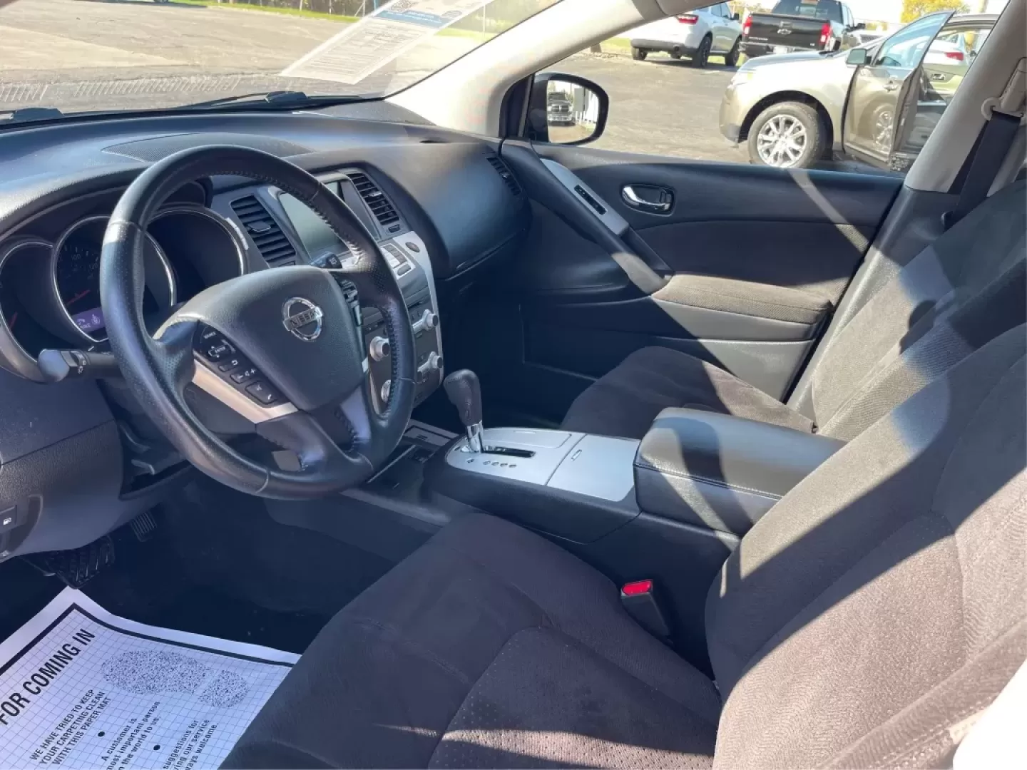 2013 Nissan Murano SV (JN8AZ1MW6DW) with an 3.5L V-6 DOHC engine, located at 401 Woodman Dr, Riverside, OH, 45431, (937) 908-9800, 39.760899, -84.123421 - One Owner - Photo#9