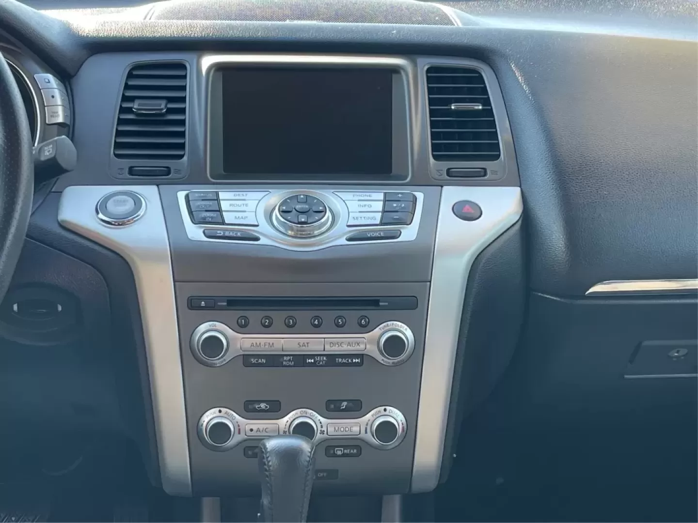 2013 Nissan Murano SV (JN8AZ1MW6DW) with an 3.5L V-6 DOHC engine, located at 401 Woodman Dr, Riverside, OH, 45431, (937) 908-9800, 39.760899, -84.123421 - One Owner - Photo#13