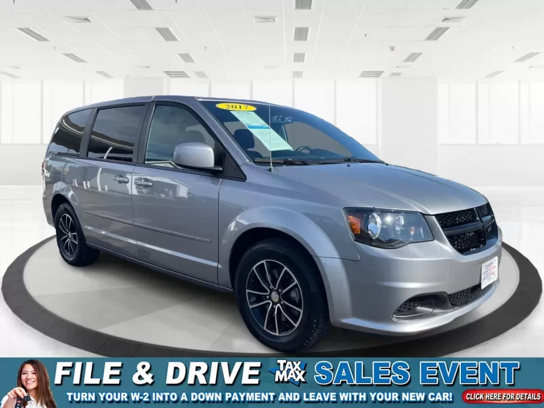 2017 Dodge Grand Caravan SE Plus (2C4RDGBGXHR) with an Pentastar 3.6L V-6 DOHC engine, located at 1230 East Main St, Xenia, OH, 45385, (937) 908-9800, 39.688026, -83.910172 - Are you ready to hit the road for family adventures or daily commutes? The 2017 Dodge Grand Caravan SE Plus is your ideal companion, blending comfort, versatility, and reliability in one stylish package. Perfect for growing families or anyone in need of a spacious ride, this passenger van is designe - Photo#0