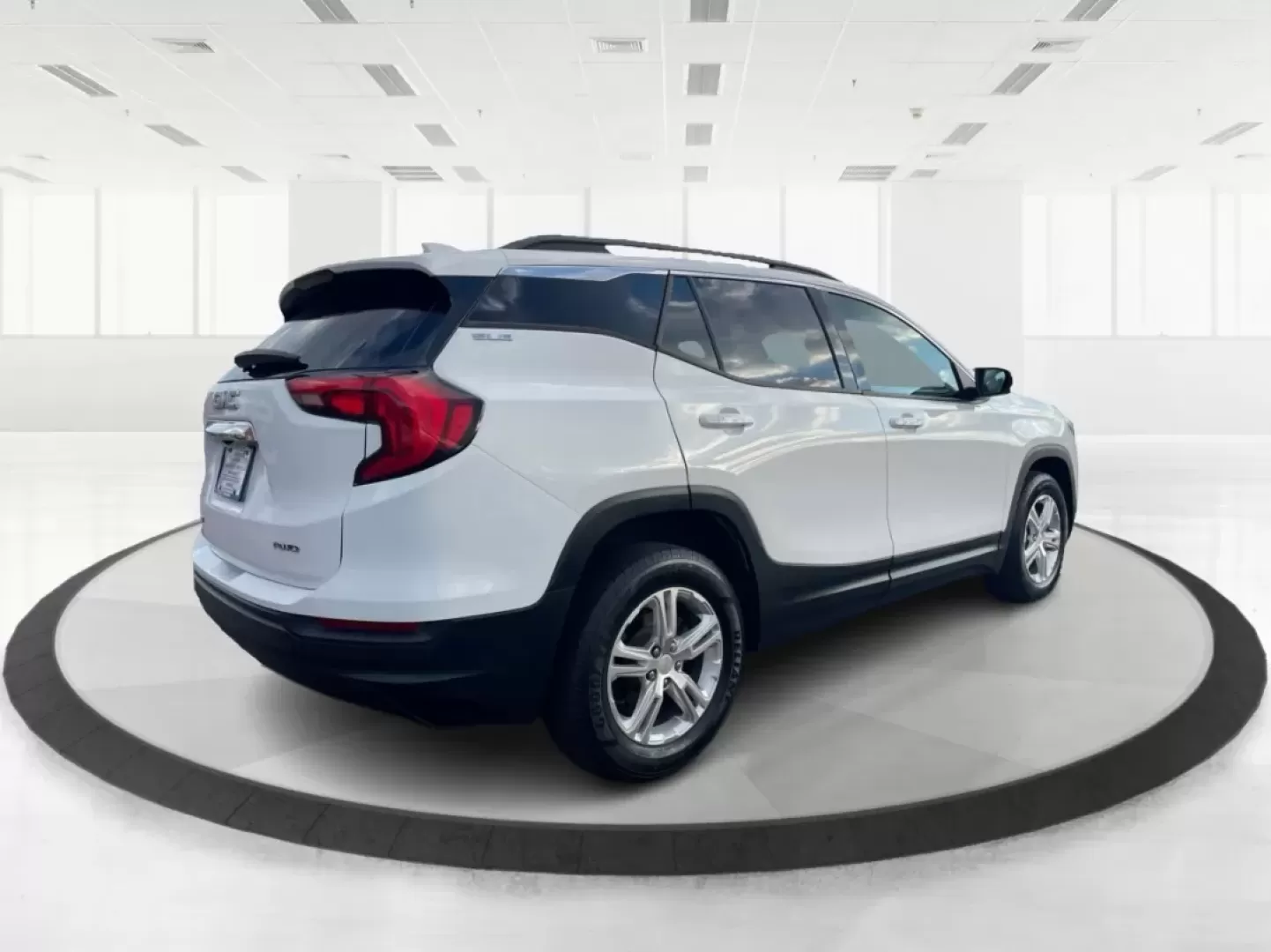 2018 GMC Terrain SLE (3GKALTEV3JL) with an Other engine, located at 8750 N County Rd 25A, Piqua, OH, 45356, (937) 908-9800, 40.164391, -84.232513 - **Adventure Awaits with the 2018 GMC Terrain SLE at Advantage Car and Credit - Piqua!**<br /> <br /> Are you on the lookout for a versatile SUV that adapts to your lifestyle, whether you're taking the kids to school, heading to work, or embarking on a weekend getaway? Look no further! The 2018 GMC T - Photo#2