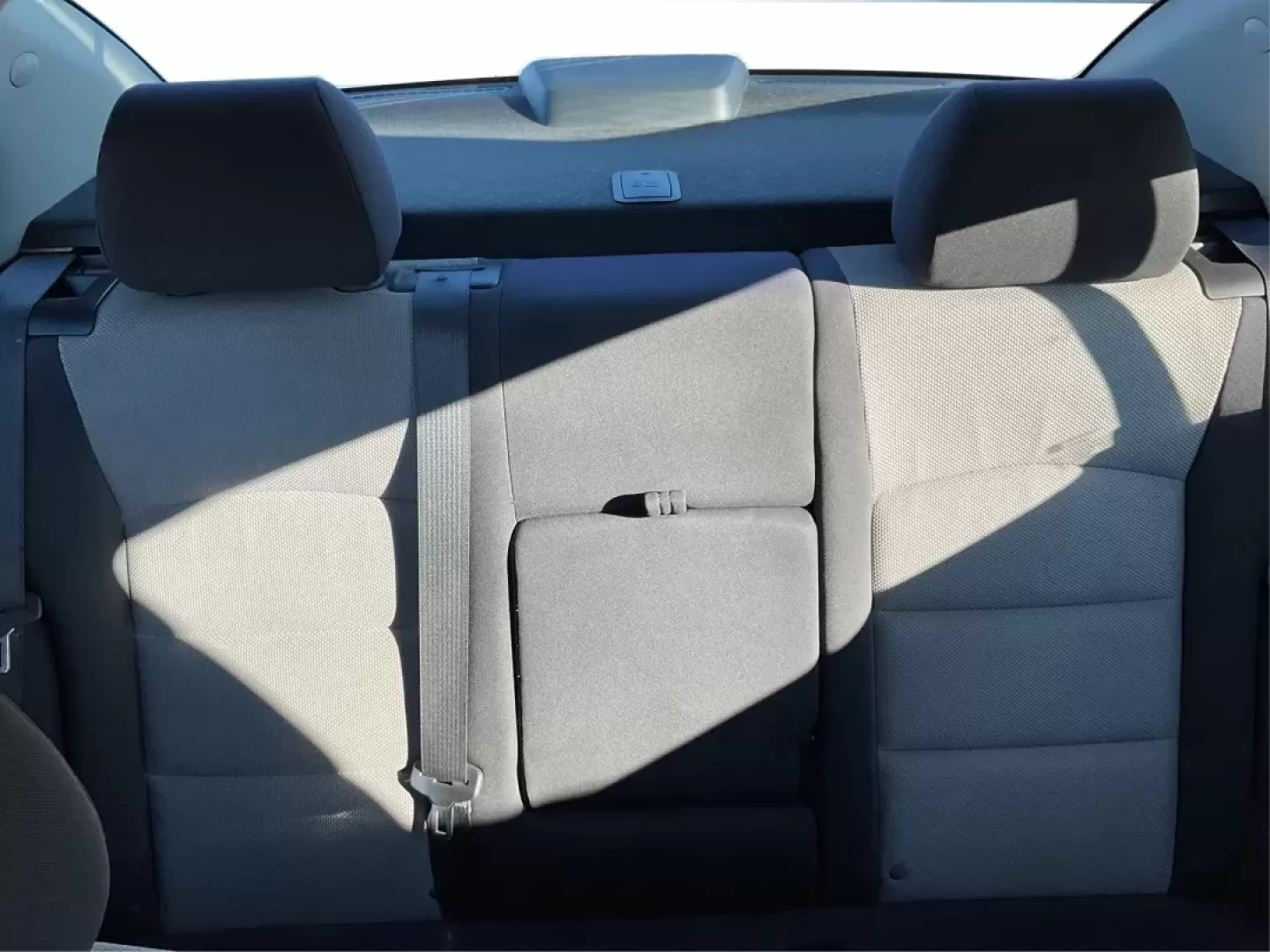 2014 Chevrolet Cruze LS Auto (1G1PA5SG7E7) with an ECOTEC 1.8L I-4 DOHC engine, located at 1230 East Main St, Xenia, OH, 45385, (937) 908-9800, 39.688026, -83.910172 - **Discover the Perfect Sedan for Your Daily Journey: 2014 Chevrolet Cruze at Advantage Car and Credit - Xenia!**<br /> <br /> Are you in search of a reliable and stylish vehicle that suits all aspects of your life? Look no further than this exceptional 2014 Chevrolet Cruze, available at Advantage Ca - Photo#14