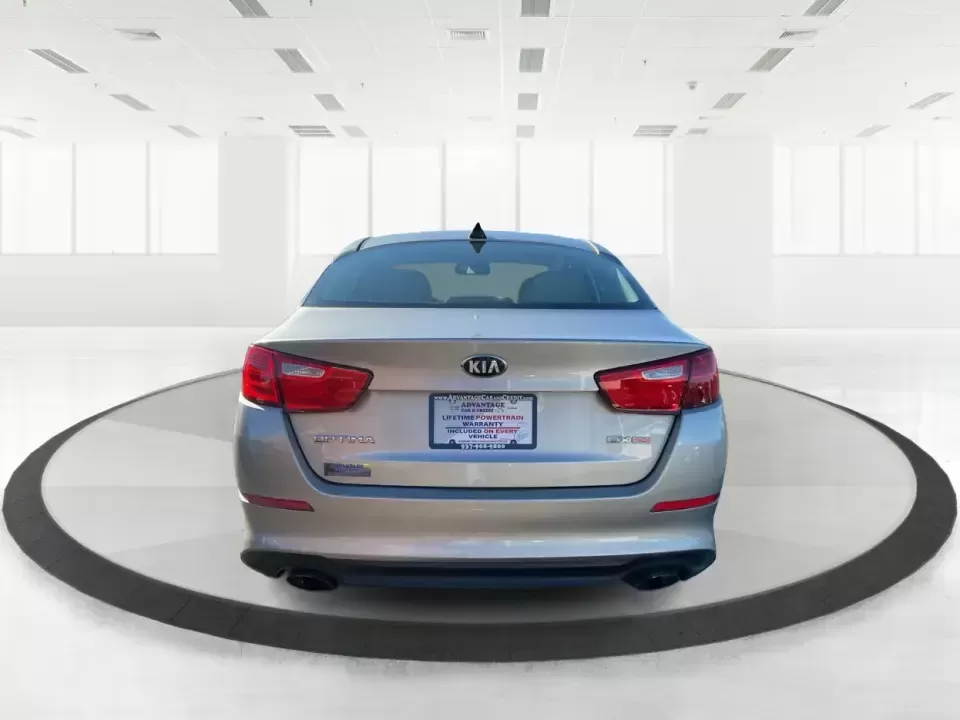 2015 Kia Optima EX (5XXGN4A74FG) with an Theta II 2.4L I-4 gasoline direct injection engine, 6-Speed Automatic transmission, located at 1184 Kauffman Ave, Fairborn, OH, 45324, (937) 908-9800, 39.807072, -84.030914 - Experience the perfect blend of style, comfort, and reliability with this 2015 Kia Optima EX at Advantage Car and Credit in Xenia, OH. Whether you're embarking on daily commutes, family road trips, or simply looking for a trusty companion for your adventures, this vehicle is designed to meet your di - Photo#3