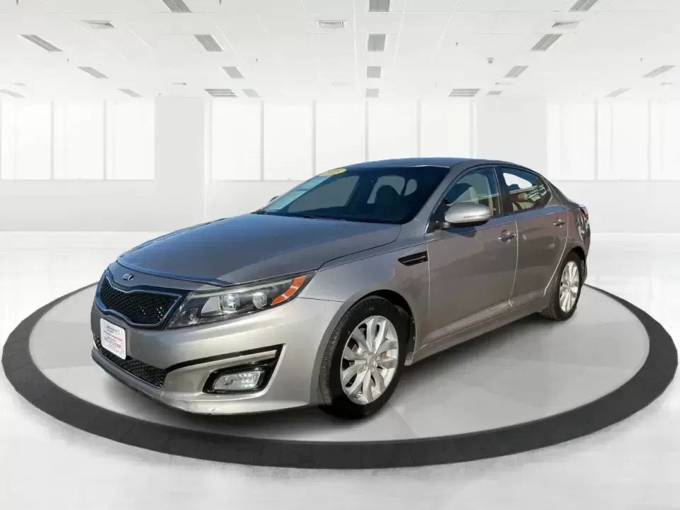 2015 Kia Optima EX (5XXGN4A74FG) with an Theta II 2.4L I-4 gasoline direct injection engine, 6-Speed Automatic transmission, located at 1184 Kauffman Ave, Fairborn, OH, 45324, (937) 908-9800, 39.807072, -84.030914 - Experience the perfect blend of style, comfort, and reliability with this 2015 Kia Optima EX at Advantage Car and Credit in Xenia, OH. Whether you're embarking on daily commutes, family road trips, or simply looking for a trusty companion for your adventures, this vehicle is designed to meet your di - Photo#8