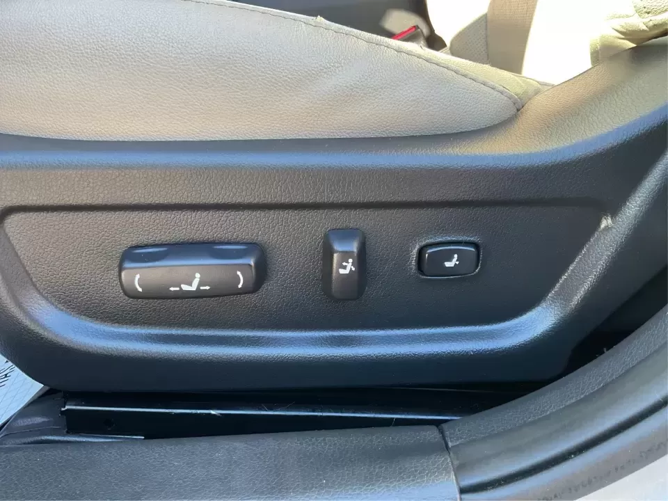 2015 Kia Optima EX (5XXGN4A74FG) with an Theta II 2.4L I-4 gasoline direct injection engine, 6-Speed Automatic transmission, located at 1099 N County Rd 25A , Troy, OH, 45373, (937) 908-9800, 40.057079, -84.212883 - Experience the perfect blend of style, comfort, and reliability with this 2015 Kia Optima EX at Advantage Car and Credit in Xenia, OH. Whether you're embarking on daily commutes, family road trips, or simply looking for a trusty companion for your adventures, this vehicle is designed to meet your di - Photo#17