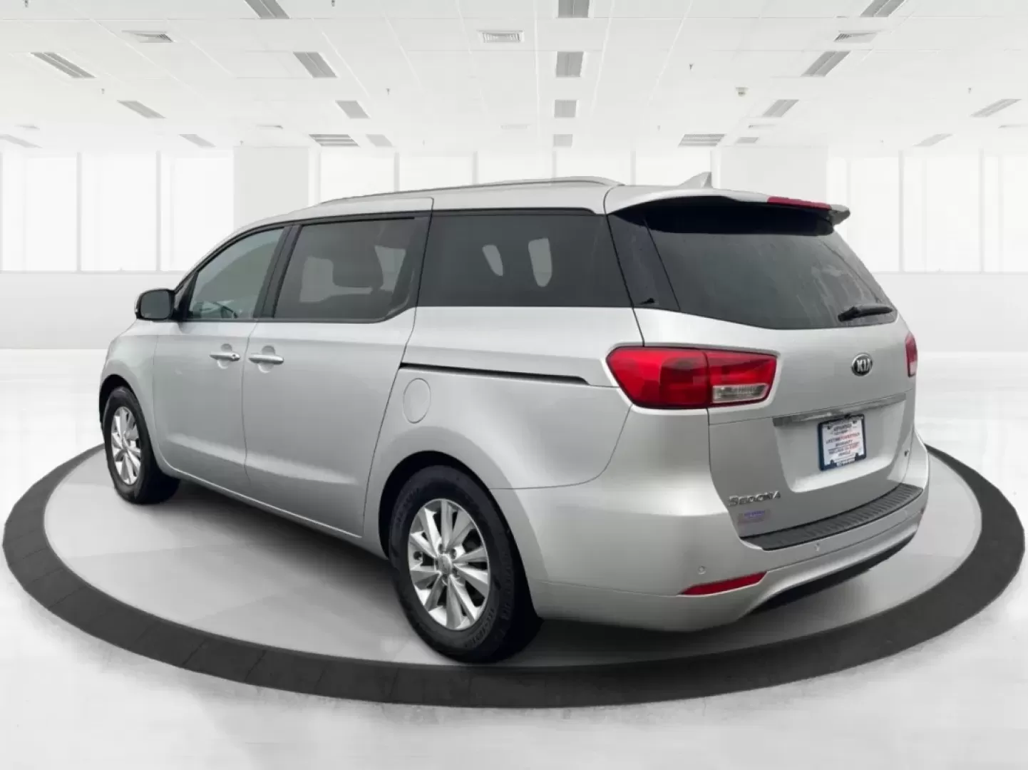 2016 Kia Sedona LX (KNDMB5C17G6) with an Lambda 3.3L V-6 gasoline direct injection engine, located at 1184 Kauffman Ave, Fairborn, OH, 45324, (937) 908-9800, 39.807072, -84.030914 - Elevate your adventures with the 2016 Kia Sedona LX, the perfect passenger van crafted for growing families and those who love to hit the road. Whether you're driving the kids to soccer practice, planning a weekend getaway, or just commuting to work, this versatile vehicle offers the space, comfort, - Photo#4