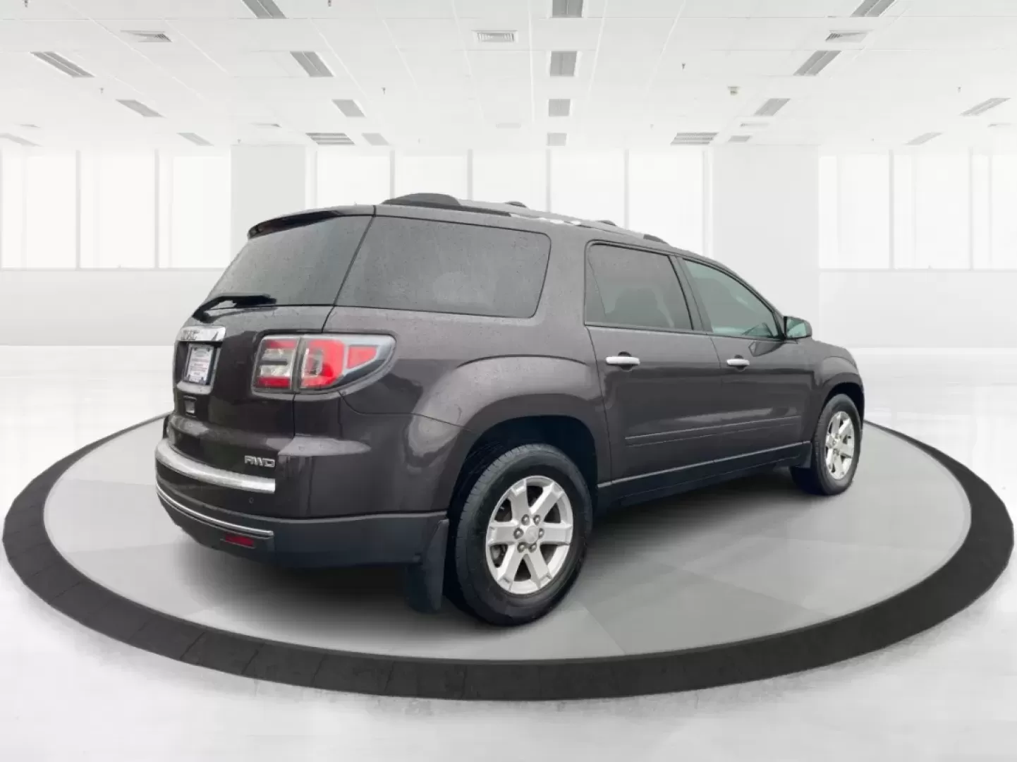 2015 GMC Acadia SLE-2 (1GKKVPKD4FJ) with an 3.6L V-6 gasoline direct injection engine, located at 1099 N County Rd 25A , Troy, OH, 45373, (937) 908-9800, 40.057079, -84.212883 - **Explore the Open Road with the 2015 GMC Acadia SLE-2 Your Family's Adventure Awaits!**<br /> <br /> Are you ready to elevate your family adventures? The 2015 GMC Acadia SLE-2 is the perfect choice for families seeking both comfort and versatility. With its spacious interior, powerful performance, - Photo#2