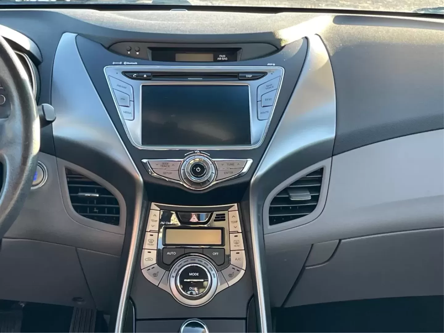 2013 Hyundai Elantra Limited (5NPDH4AE8DH) with an 1.8L I-4 DOHC engine, located at 1099 N County Rd 25A , Troy, OH, 45373, (937) 908-9800, 40.057079, -84.212883 - Elevate your daily commute and family adventures with the versatile and stylish 2013 Hyundai Elantra Limited, available now at Advantage Car and Credit - Troy. This exceptional sedan is designed for those who appreciate a blend of comfort, efficiency, and advanced technology, making it an ideal choi - Photo#13