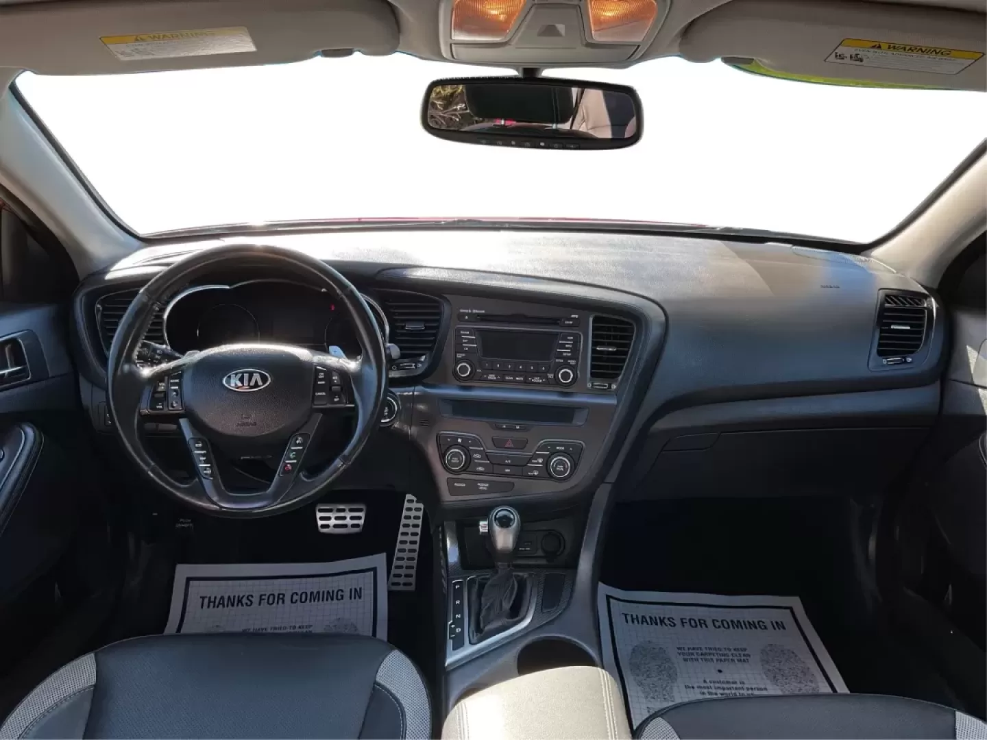 2013 Kia Optima SX (5XXGR4A68DG) with an 2L I-4 gasoline direct injection engine, located at 880 E. National Road, Vandalia, OH, 45377, (937) 908-9800, 39.891918, -84.183594 - **Experience Unmatched Comfort and Style with the 2013 Kia Optima SX**<br /> <br /> Are you in the market for a reliable vehicle that perfectly blends style, comfort, and functionality? Look no further than the stunning 2013 Kia Optima SX, available now at Advantage Car and Credit in Vandalia, OH. T - Photo#20