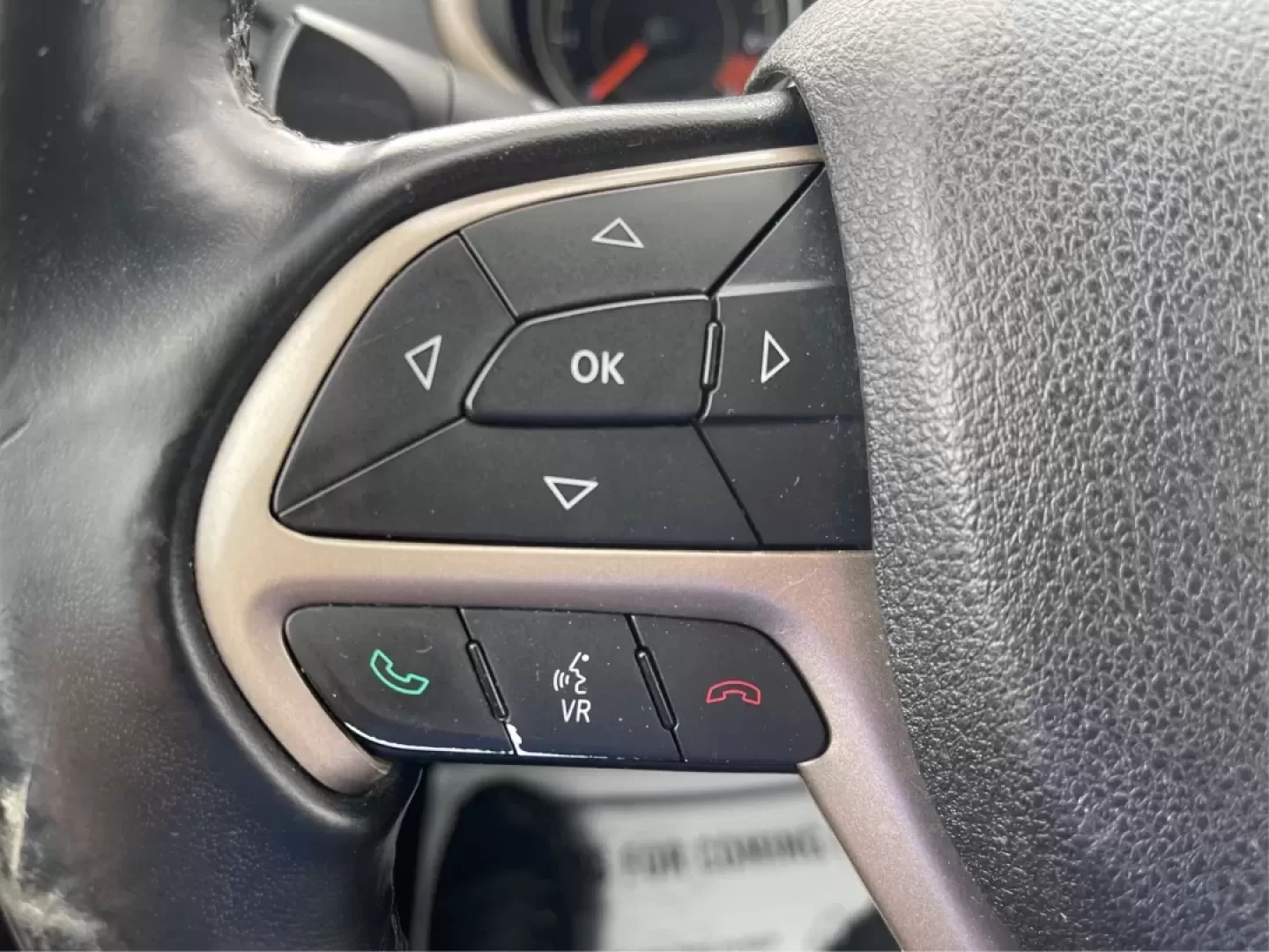 2015 Jeep Cherokee Latitude (1C4PJMCB7FW) with an Other engine, located at 4508 South Dixie Dr, Moraine, OH, 45439, (937) 908-9800, 39.689976, -84.218452 - **Adventure Awaits with the 2015 Jeep Cherokee Latitude - Perfect for Your Next Journey!**<br /> <br /> If you're searching for a versatile, reliable vehicle that seamlessly fits into your busy lifestyle, look no further than this stunning 2015 Jeep Cherokee Latitude, now available at Advantage Car - Photo#16