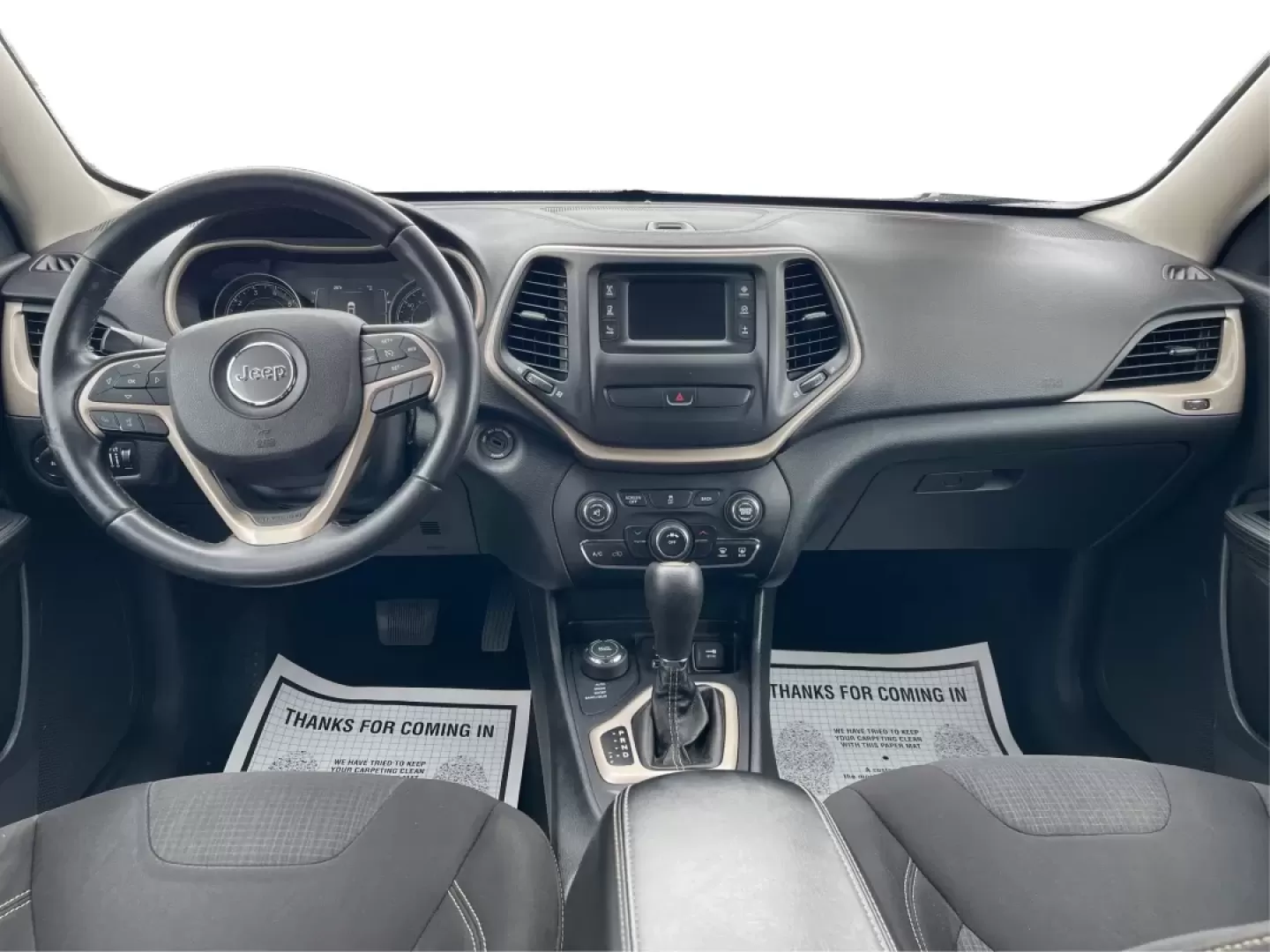 2015 Jeep Cherokee Latitude (1C4PJMCB7FW) with an Other engine, located at 4508 South Dixie Dr, Moraine, OH, 45439, (937) 908-9800, 39.689976, -84.218452 - **Adventure Awaits with the 2015 Jeep Cherokee Latitude - Perfect for Your Next Journey!**<br /> <br /> If you're searching for a versatile, reliable vehicle that seamlessly fits into your busy lifestyle, look no further than this stunning 2015 Jeep Cherokee Latitude, now available at Advantage Car - Photo#21