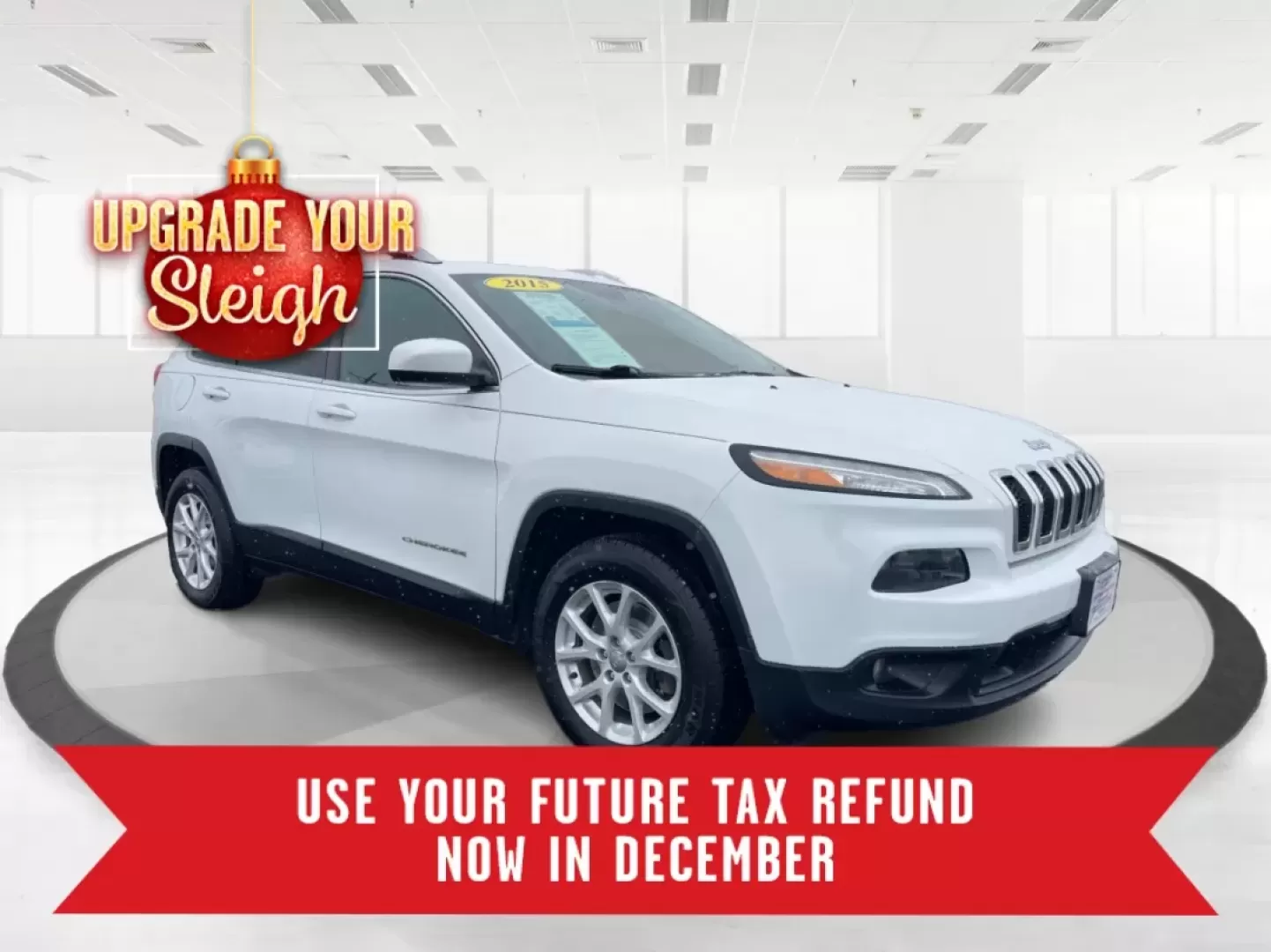 2015 Jeep Cherokee Latitude (1C4PJMCB7FW) with an Other engine, located at 4508 South Dixie Dr, Moraine, OH, 45439, (937) 908-9800, 39.689976, -84.218452 - **Adventure Awaits with the 2015 Jeep Cherokee Latitude - Perfect for Your Next Journey!**<br /> <br /> If you're searching for a versatile, reliable vehicle that seamlessly fits into your busy lifestyle, look no further than this stunning 2015 Jeep Cherokee Latitude, now available at Advantage Car - Photo#0