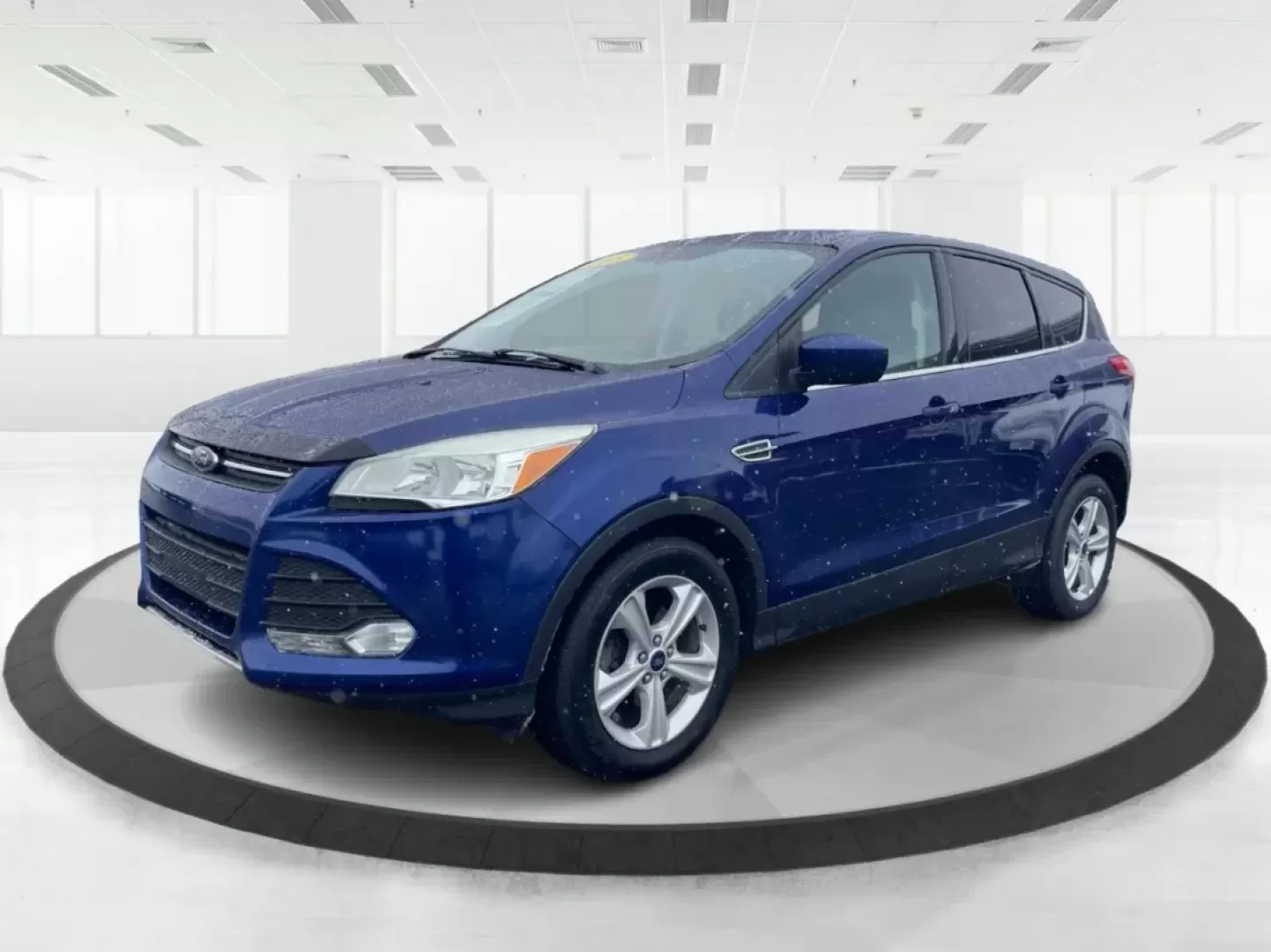 2015 Ford Escape SE (1FMCU0G73FU) with an Other engine, located at 880 E. National Road, Vandalia, OH, 45377, (937) 908-9800, 39.891918, -84.183594 - **Adventure Awaits: 2015 Ford Escape SE - Your Gateway to Freedom!**<br /> <br /> Are you ready to elevate your weekend getaways or tackle your daily commute with style and confidence? The 2015 Ford Escape SE is the perfect companion for those who crave adventure without sacrificing comfort. At Adva - Photo#8