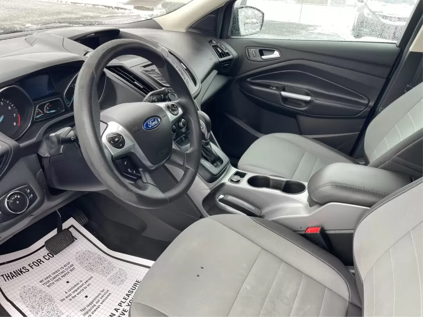 2015 Ford Escape SE (1FMCU0G73FU) with an Other engine, located at 880 E. National Road, Vandalia, OH, 45377, (937) 908-9800, 39.891918, -84.183594 - **Adventure Awaits: 2015 Ford Escape SE - Your Gateway to Freedom!**<br /> <br /> Are you ready to elevate your weekend getaways or tackle your daily commute with style and confidence? The 2015 Ford Escape SE is the perfect companion for those who crave adventure without sacrificing comfort. At Adva - Photo#9