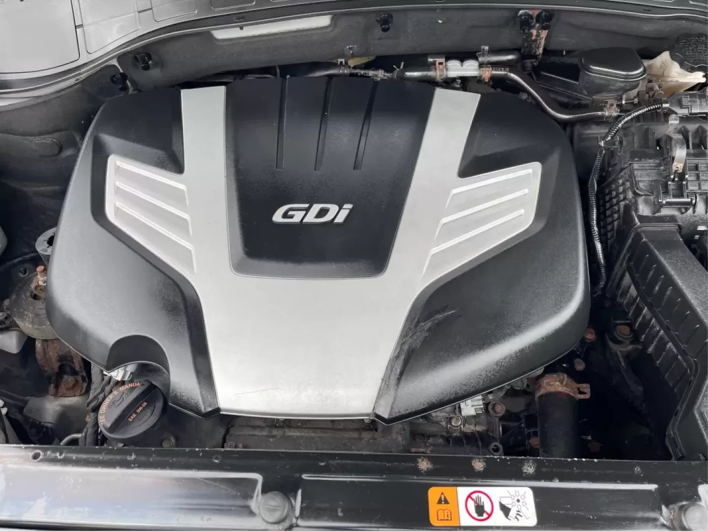 2014 Hyundai Santa Fe Limited (KM8SNDHF0EU) with an Lambda II 3.3L V-6 gasoline direct injection engine, located at 1099 N County Rd 25A , Troy, OH, 45373, (937) 908-9800, 40.057079, -84.212883 - **Rediscover Adventures with the 2014 Hyundai Santa Fe Limited Perfect for Families and Explorers Alike!**<br /> <br /> Are you searching for a reliable and spacious SUV that can accommodate your growing family or be the perfect companion for weekend getaways? Look no further than this stunning 201 - Photo#11