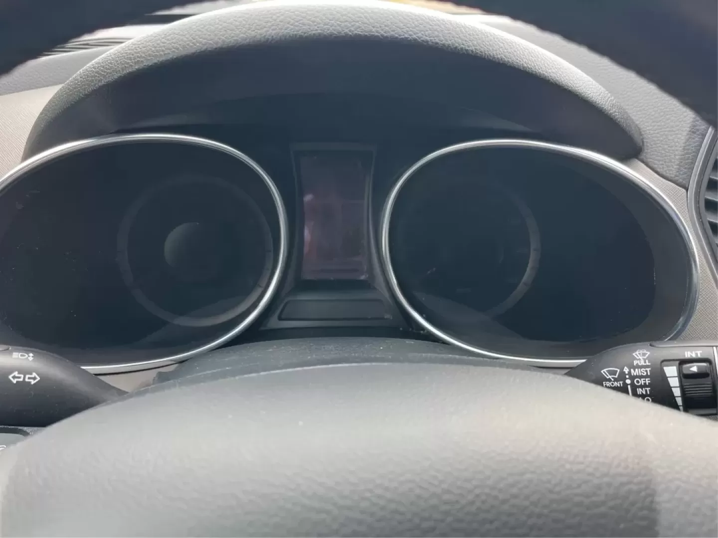 2014 Hyundai Santa Fe Limited (KM8SNDHF0EU) with an Lambda II 3.3L V-6 gasoline direct injection engine, located at 1099 N County Rd 25A , Troy, OH, 45373, (937) 908-9800, 40.057079, -84.212883 - **Rediscover Adventures with the 2014 Hyundai Santa Fe Limited Perfect for Families and Explorers Alike!**<br /> <br /> Are you searching for a reliable and spacious SUV that can accommodate your growing family or be the perfect companion for weekend getaways? Look no further than this stunning 201 - Photo#15