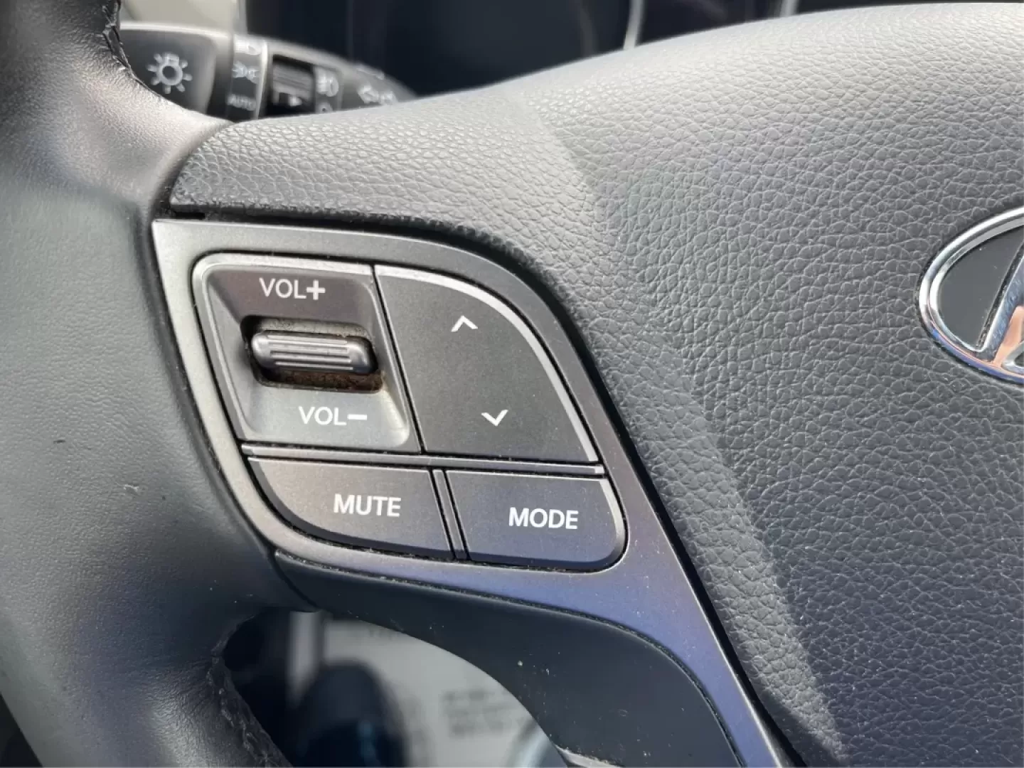 2014 Hyundai Santa Fe Limited (KM8SNDHF0EU) with an Lambda II 3.3L V-6 gasoline direct injection engine, located at 1099 N County Rd 25A , Troy, OH, 45373, (937) 908-9800, 40.057079, -84.212883 - **Rediscover Adventures with the 2014 Hyundai Santa Fe Limited Perfect for Families and Explorers Alike!**<br /> <br /> Are you searching for a reliable and spacious SUV that can accommodate your growing family or be the perfect companion for weekend getaways? Look no further than this stunning 201 - Photo#16