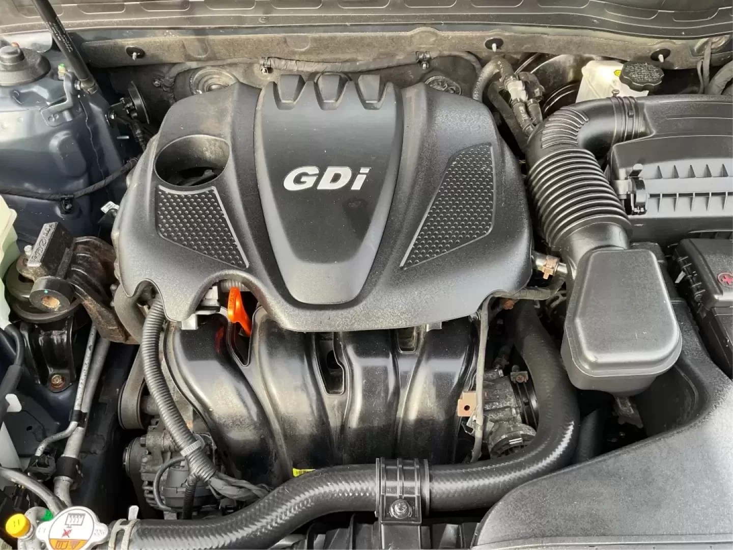 2015 Kia Optima LX (5XXGM4A77FG) with an Theta II 2.4L I-4 gasoline direct injection engine, located at 8750 N County Rd 25A, Piqua, OH, 45356, (937) 908-9800, 40.164391, -84.232513 - Are you seeking a reliable and stylish vehicle that's perfect for your daily commute or weekend getaways? Look no further than this outstanding 2015 Kia Optima LX, available now at Advantage Car and Credit in Piqua, OH! This sleek sedan combines functionality and comfort, making it an ideal choice f - Photo#11