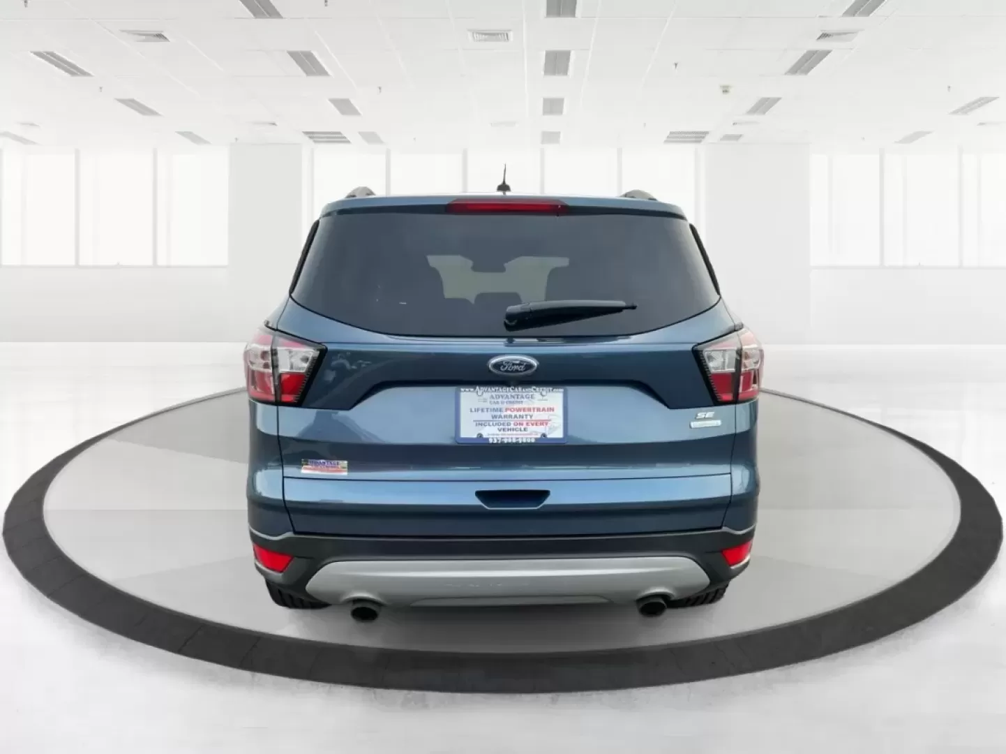 2018 Ford Escape SE (1FMCU0GD7JU) with an Other engine, located at 8750 N County Rd 25A, Piqua, OH, 45356, (937) 908-9800, 40.164391, -84.232513 - **Discover Your Next Adventure with the 2018 Ford Escape SE at Advantage Car and Credit - Piqua!**<br /> <br /> Are you ready to elevate your daily commute or weekend getaways? The 2018 Ford Escape SE is the perfect vehicle for those who crave both style and functionality in their daily lives. Wheth - Photo#3