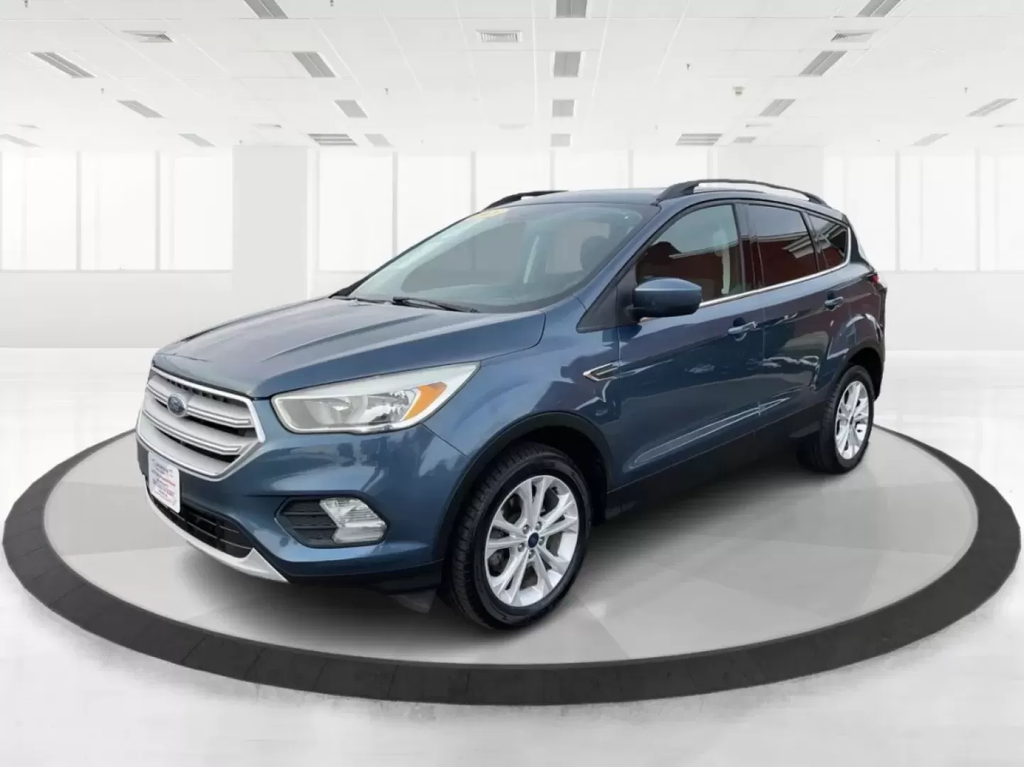 2018 Ford Escape SE (1FMCU0GD7JU) with an Other engine, located at 8750 N County Rd 25A, Piqua, OH, 45356, (937) 908-9800, 40.164391, -84.232513 - **Discover Your Next Adventure with the 2018 Ford Escape SE at Advantage Car and Credit - Piqua!**<br /> <br /> Are you ready to elevate your daily commute or weekend getaways? The 2018 Ford Escape SE is the perfect vehicle for those who crave both style and functionality in their daily lives. Wheth - Photo#8