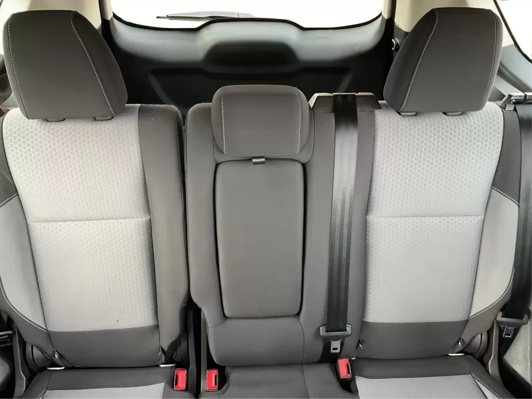 2018 Ford Escape SE (1FMCU0GD7JU) with an Other engine, located at 8750 N County Rd 25A, Piqua, OH, 45356, (937) 908-9800, 40.164391, -84.232513 - **Discover Your Next Adventure with the 2018 Ford Escape SE at Advantage Car and Credit - Piqua!**<br /> <br /> Are you ready to elevate your daily commute or weekend getaways? The 2018 Ford Escape SE is the perfect vehicle for those who crave both style and functionality in their daily lives. Wheth - Photo#14