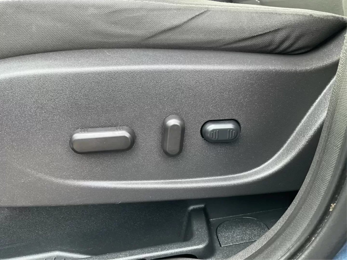 2018 Ford Escape SE (1FMCU0GD7JU) with an Other engine, located at 8750 N County Rd 25A, Piqua, OH, 45356, (937) 908-9800, 40.164391, -84.232513 - **Discover Your Next Adventure with the 2018 Ford Escape SE at Advantage Car and Credit - Piqua!**<br /> <br /> Are you ready to elevate your daily commute or weekend getaways? The 2018 Ford Escape SE is the perfect vehicle for those who crave both style and functionality in their daily lives. Wheth - Photo#18