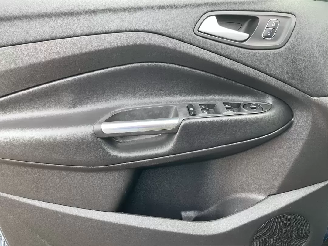 2018 Ford Escape SE (1FMCU0GD7JU) with an Other engine, located at 8750 N County Rd 25A, Piqua, OH, 45356, (937) 908-9800, 40.164391, -84.232513 - **Discover Your Next Adventure with the 2018 Ford Escape SE at Advantage Car and Credit - Piqua!**<br /> <br /> Are you ready to elevate your daily commute or weekend getaways? The 2018 Ford Escape SE is the perfect vehicle for those who crave both style and functionality in their daily lives. Wheth - Photo#19