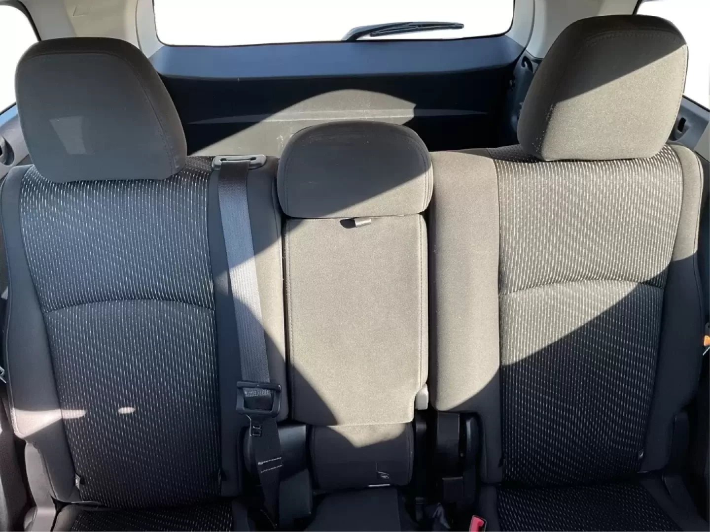 2016 Dodge Journey SE (3C4PDCAB8GT) with an Tigershark MultiAir 2.4L I-4 DOHC engine, located at 4508 South Dixie Dr, Moraine, OH, 45439, (937) 908-9800, 39.689976, -84.218452 - **Experience Life in Motion with the 2016 Dodge Journey SE SUV at Advantage Car and Credit - Moraine!**<br /> <br /> Are you ready to elevate your lifestyle? The 2016 Dodge Journey SE is the perfect blend of style, comfort, and versatility, making it the ideal SUV for growing families, weekend adven - Photo#13