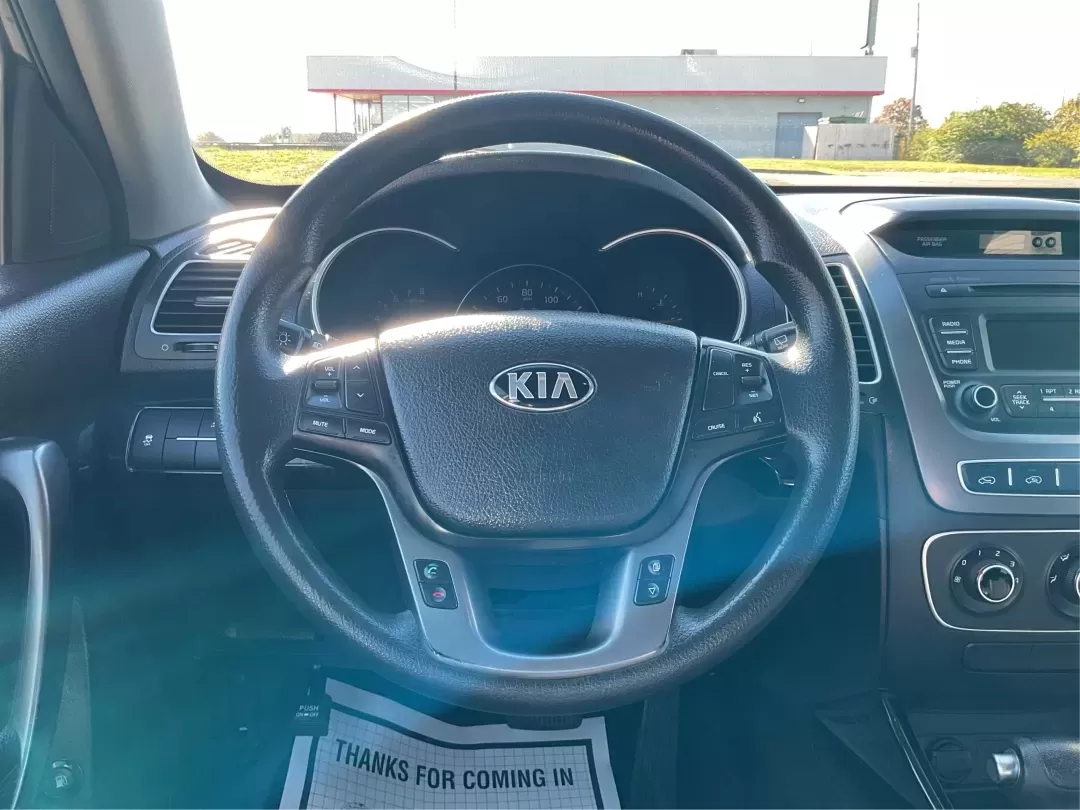 2014 Kia Sorento LX (5XYKTCA66EG) with an 2.4L I-4 gasoline direct injection engine, located at 4508 South Dixie Dr, Moraine, OH, 45439, (937) 908-9800, 39.689976, -84.218452 - ### Adventure Awaits with the 2014 Kia Sorento LX at Advantage Car and Credit - Moraine!<br /> <br /> Are you ready to elevate your family outings, weekend getaways, or daily commutes? The **2014 Kia Sorento LX** is your ultimate companion for all adventures, blending comfort, functionality, and sty - Photo#15