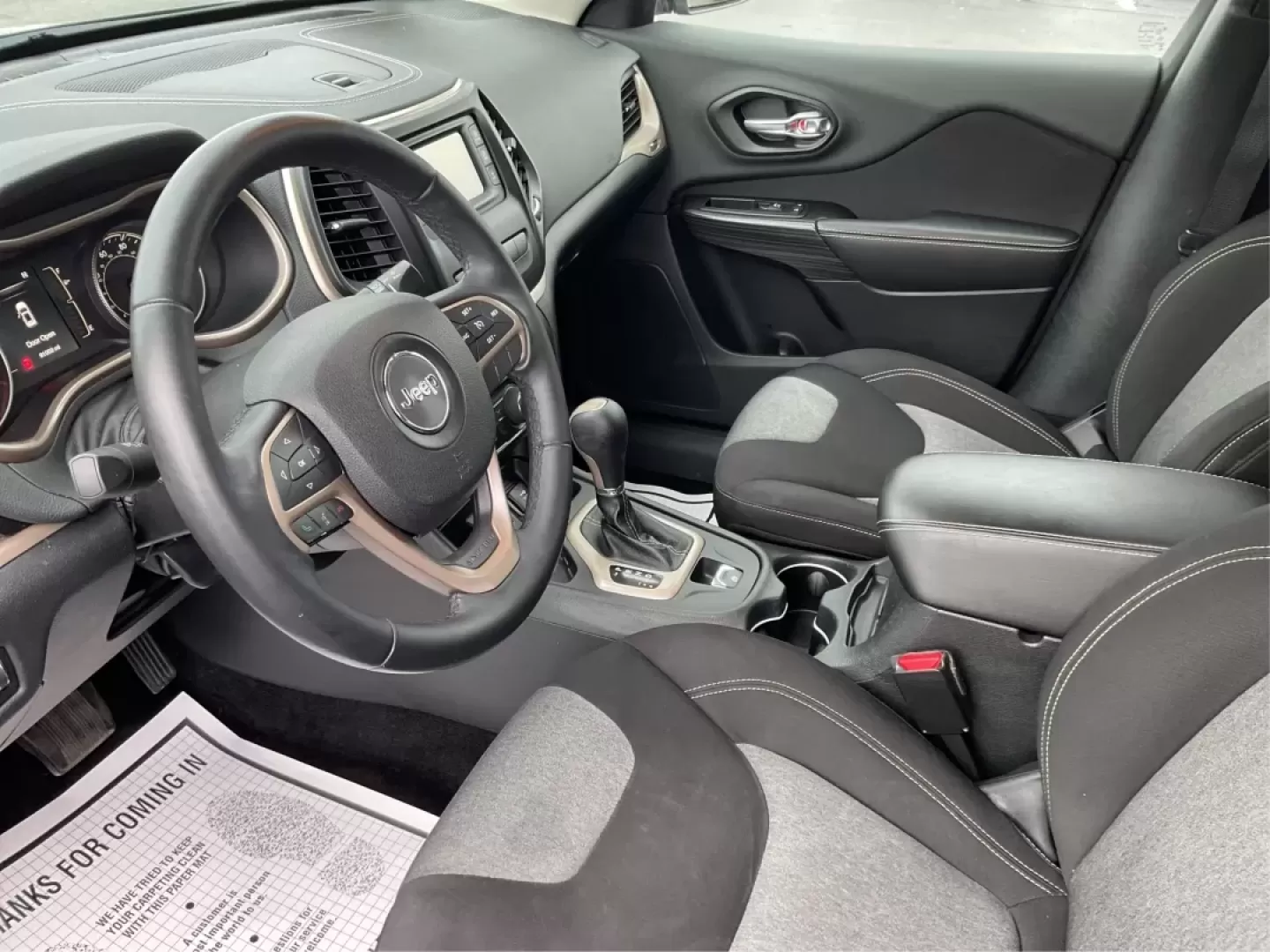 2014 Jeep Cherokee Latitude (1C4PJLCB1EW) with an Other engine, located at 1951 S Dayton Lakeview Rd., New Carlisle, OH, 45344, (937) 908-9800, 39.890999, -84.050255 - **Explore Adventure with the 2014 Jeep Cherokee Latitude at Advantage Car and Credit!**<br /> <br /> Are you ready to elevate your weekend adventures or enhance your daily commute? Look no further than this stunning 2014 Jeep Cherokee Latitude, available now at Advantage Car and Credit in New Carlis - Photo#9