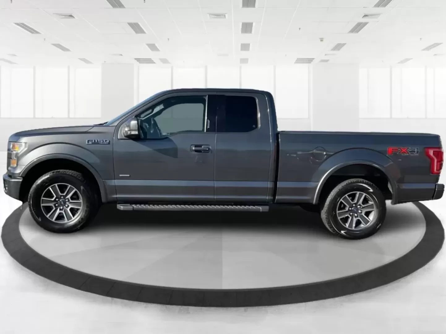 2015 Ford F-150 LARIAT (1FTEX1EPXFF) with an Other engine, located at 4508 South Dixie Dr, Moraine, OH, 45439, (937) 908-9800, 39.689976, -84.218452 - **Discover Adventure with the 2015 Ford F-150 LARIAT at Advantage Car and Credit - Moraine!**<br /> <br /> Are you ready to elevate your lifestyle and take on new adventures? Imagine the freedom of hitting the open road, whether it's for weekend camping trips, hauling gear for your favorite hobbies, - Photo#5