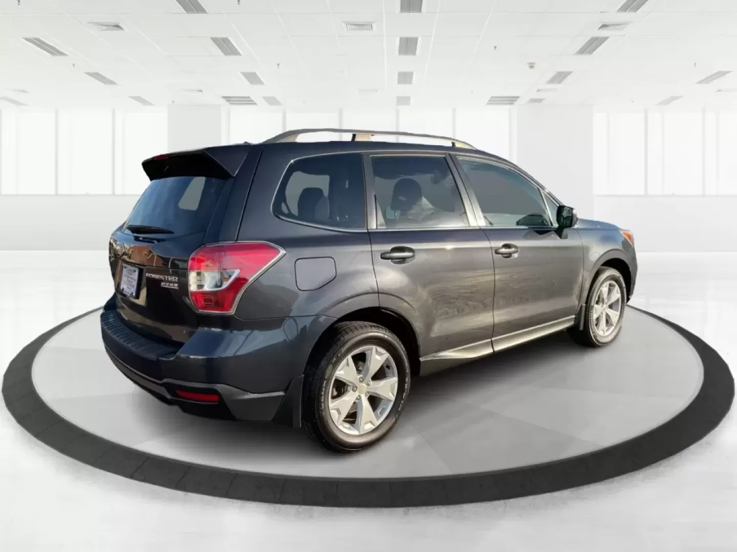 2015 Subaru Forester 2.5i Limited (JF2SJAHC5FH) with an 2.5L H-4 DOHC engine, 6-Speed Automatic transmission, located at 401 Woodman Dr, Riverside, OH, 45431, (937) 908-9800, 39.760899, -84.123421 - Looking for a reliable vehicle that can seamlessly transition from daily commutes to weekend adventures? Look no further than the 2015 Subaru Forester 2.5i Limited, available now at Advantage Car and Credit in Xenia, OH. This versatile SUV is perfect for growing families, outdoor enthusiasts, and an - Photo#2