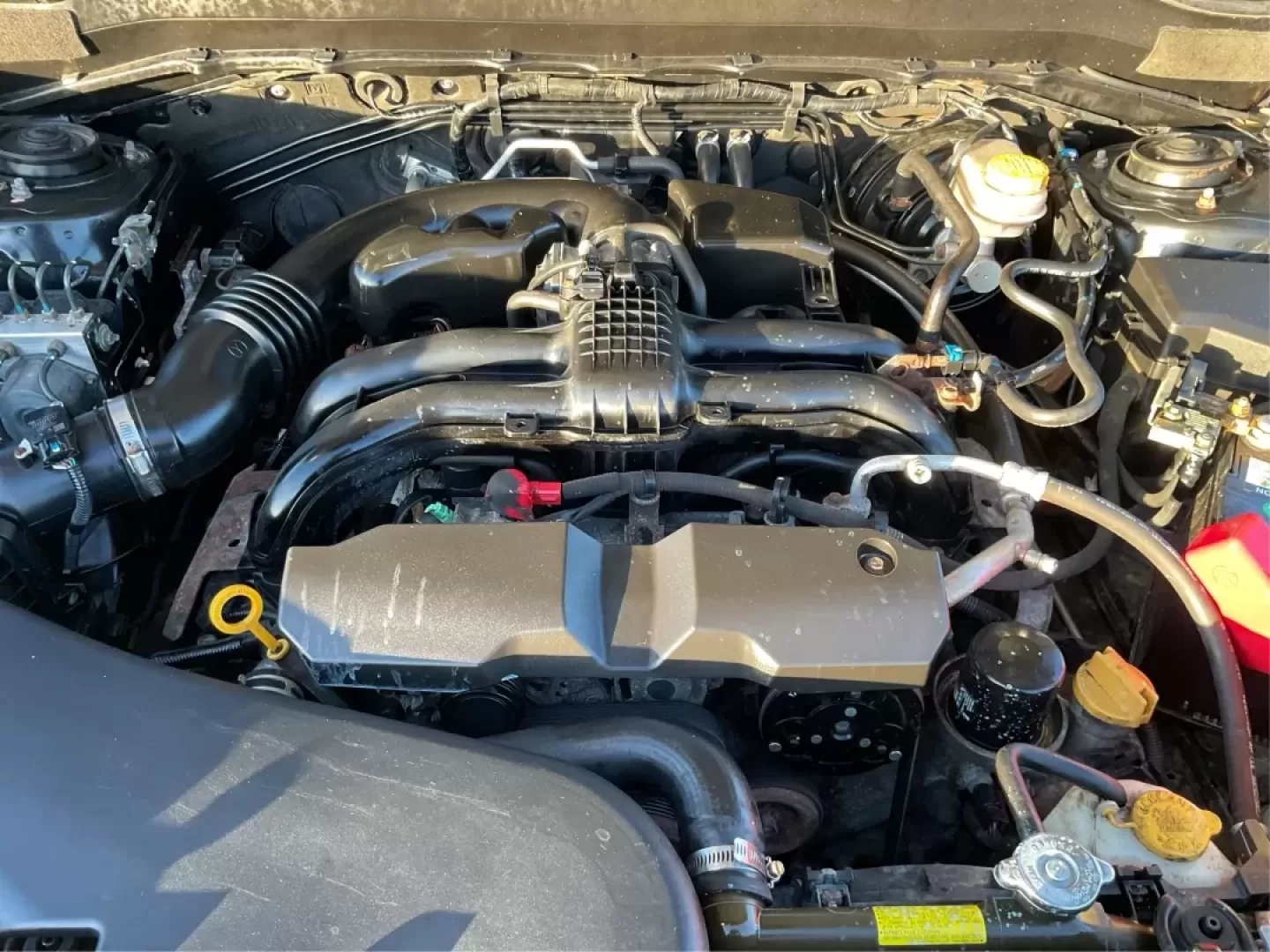 2015 Subaru Forester 2.5i Limited (JF2SJAHC5FH) with an 2.5L H-4 DOHC engine, 6-Speed Automatic transmission, located at 401 Woodman Dr, Riverside, OH, 45431, (937) 908-9800, 39.760899, -84.123421 - Looking for a reliable vehicle that can seamlessly transition from daily commutes to weekend adventures? Look no further than the 2015 Subaru Forester 2.5i Limited, available now at Advantage Car and Credit in Xenia, OH. This versatile SUV is perfect for growing families, outdoor enthusiasts, and an - Photo#11