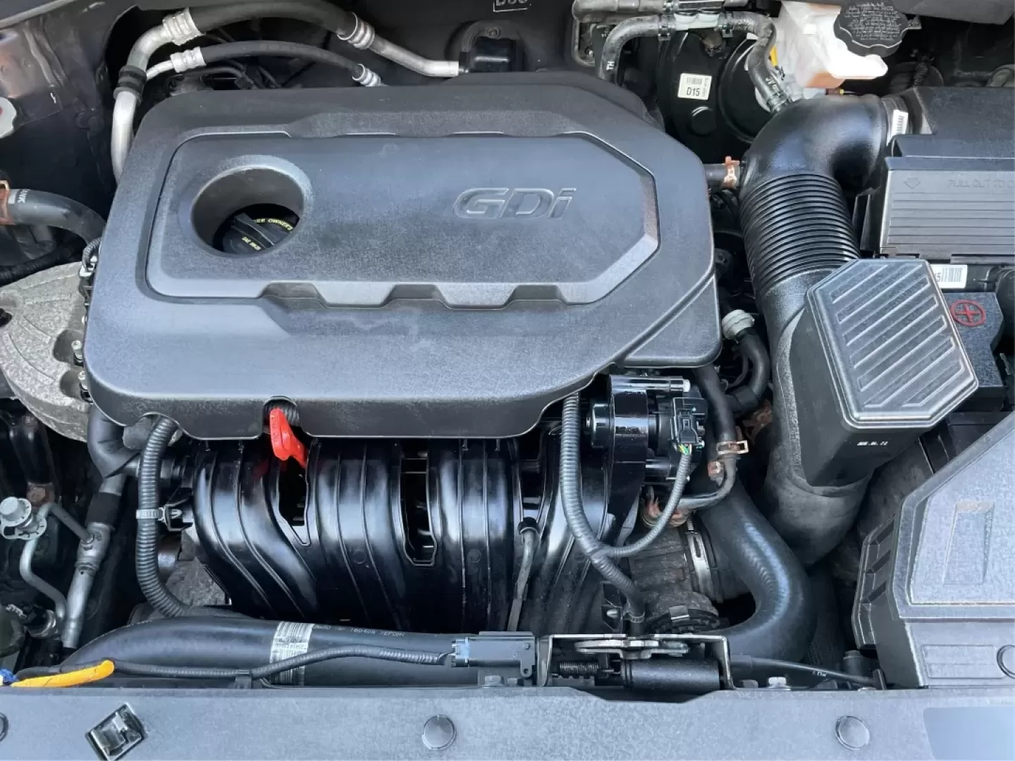 2017 Kia Sportage LX (KNDPMCACXH7) with an Theta II 2.4L I-4 gasoline direct injection engine, located at 880 E. National Road, Vandalia, OH, 45377, (937) 908-9800, 39.891918, -84.183594 - **Adventure Awaits with the 2017 Kia Sportage LX Perfect for Your Next Family Road Trip!**<br /> <br /> Looking for a reliable, stylish, and versatile vehicle that's ideal for everything from family outings to weekend getaways? Look no further than the 2017 Kia Sportage LX, available now at Advanta - Photo#11