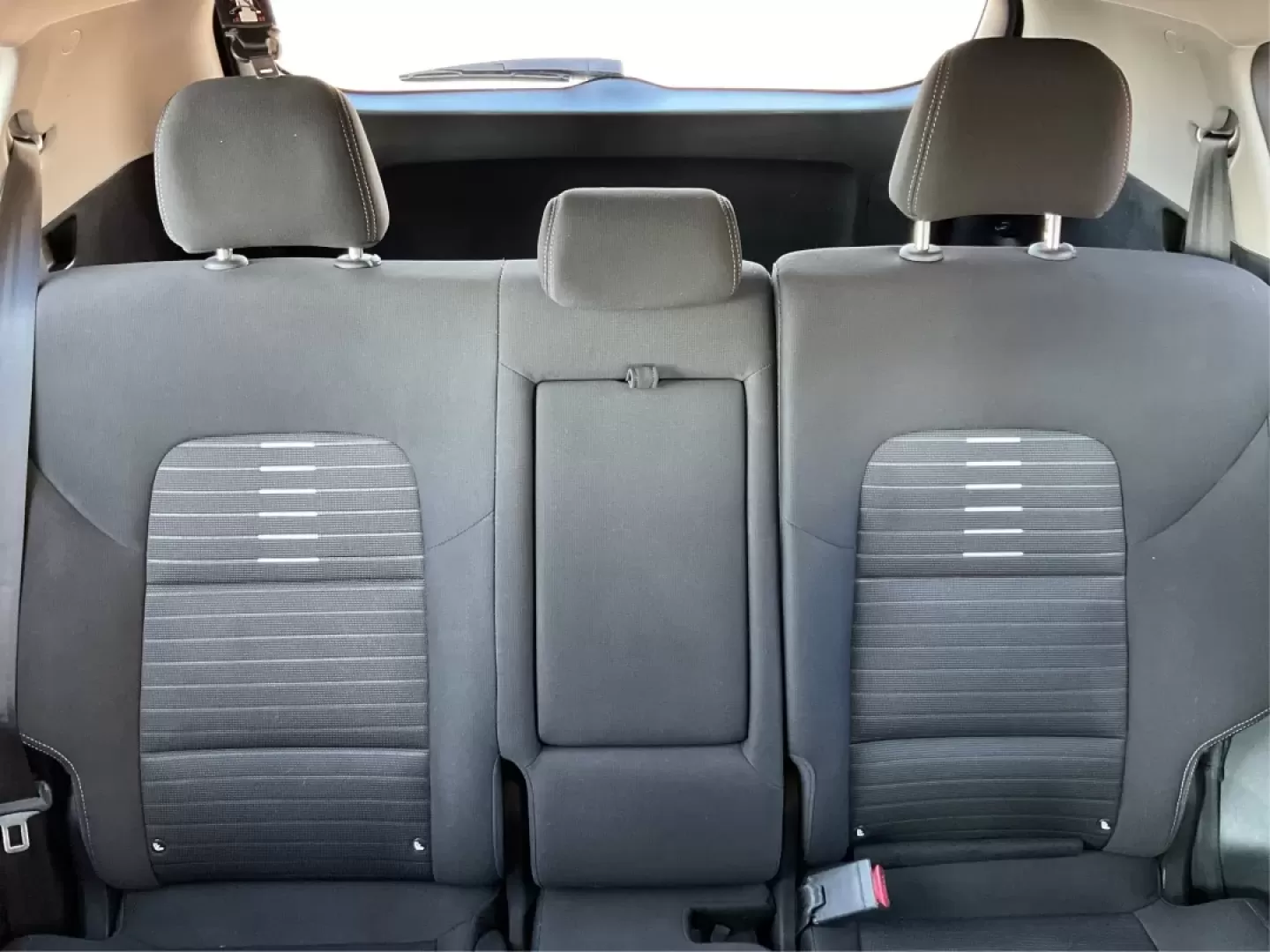 2017 Kia Sportage LX (KNDPMCACXH7) with an Theta II 2.4L I-4 gasoline direct injection engine, located at 880 E. National Road, Vandalia, OH, 45377, (937) 908-9800, 39.891918, -84.183594 - **Adventure Awaits with the 2017 Kia Sportage LX Perfect for Your Next Family Road Trip!**<br /> <br /> Looking for a reliable, stylish, and versatile vehicle that's ideal for everything from family outings to weekend getaways? Look no further than the 2017 Kia Sportage LX, available now at Advanta - Photo#14