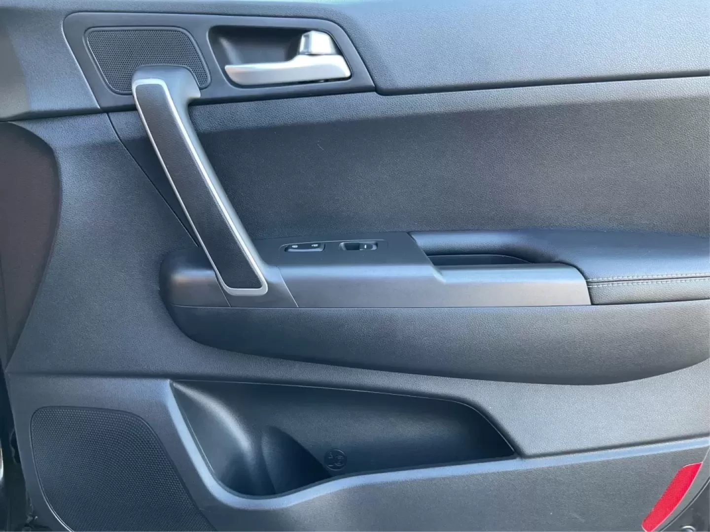 2017 Kia Sportage LX (KNDPMCACXH7) with an Theta II 2.4L I-4 gasoline direct injection engine, located at 880 E. National Road, Vandalia, OH, 45377, (937) 908-9800, 39.891918, -84.183594 - **Adventure Awaits with the 2017 Kia Sportage LX Perfect for Your Next Family Road Trip!**<br /> <br /> Looking for a reliable, stylish, and versatile vehicle that's ideal for everything from family outings to weekend getaways? Look no further than the 2017 Kia Sportage LX, available now at Advanta - Photo#19