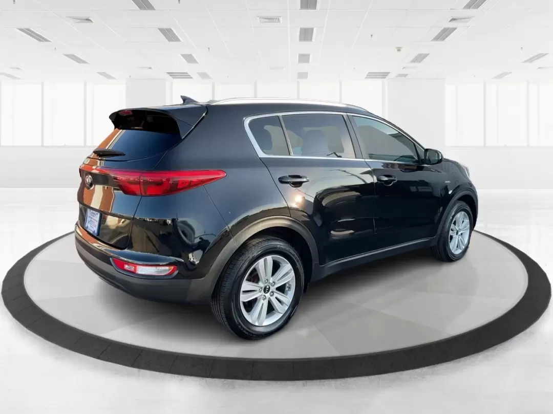 2017 Kia Sportage LX (KNDPMCACXH7) with an Theta II 2.4L I-4 gasoline direct injection engine, located at 4508 South Dixie Dr, Moraine, OH, 45439, (937) 908-9800, 39.689976, -84.218452 - **Adventure Awaits with the 2017 Kia Sportage LX Perfect for Your Next Family Road Trip!**<br /> <br /> Looking for a reliable, stylish, and versatile vehicle that's ideal for everything from family outings to weekend getaways? Look no further than the 2017 Kia Sportage LX, available now at Advanta - Photo#2
