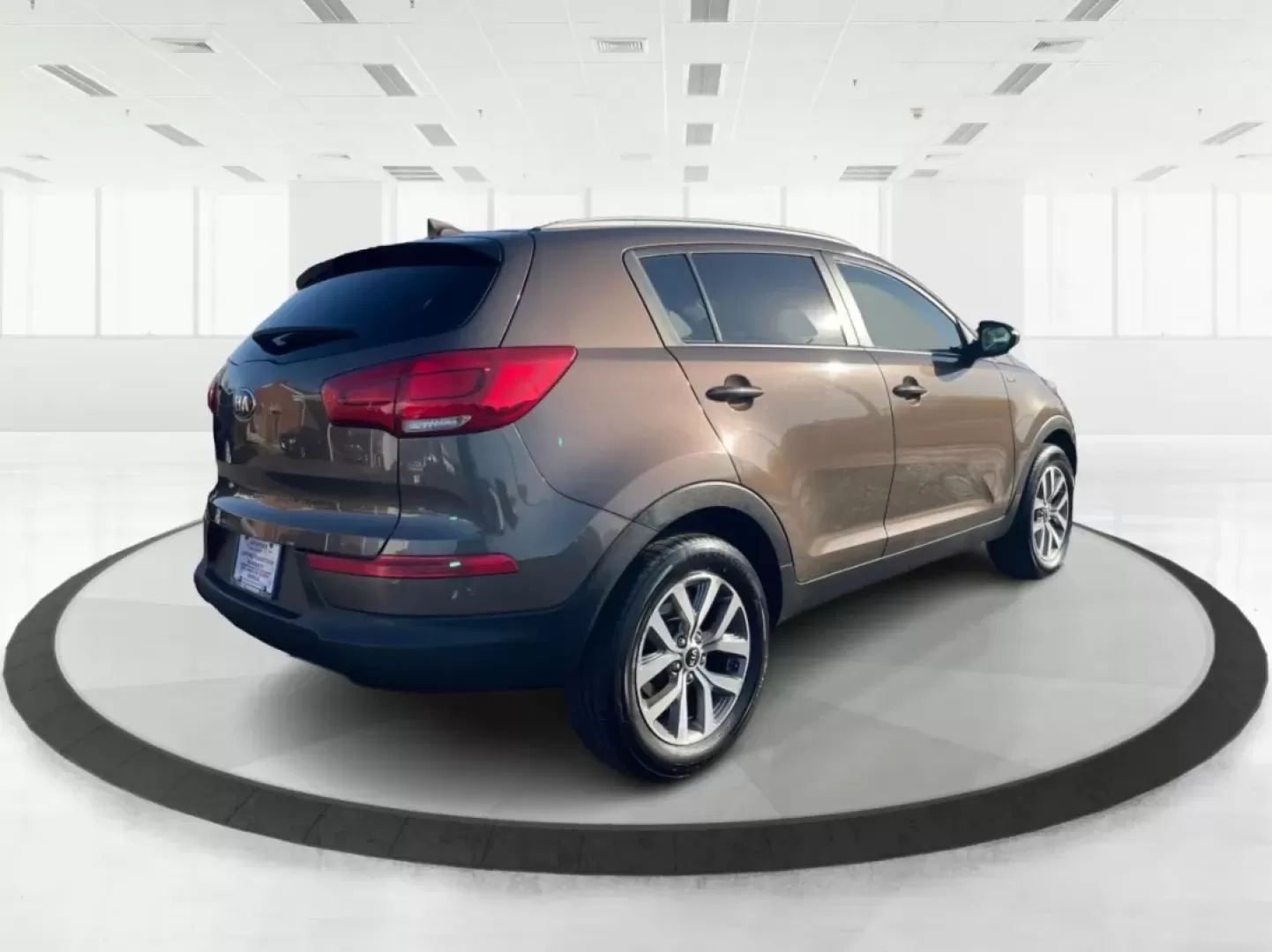 2014 Kia Sportage LX (KNDPBCAC8E7) with an Other engine, located at 1230 East Main St, Xenia, OH, 45385, (937) 908-9800, 39.688026, -83.910172 - **Adventure Awaits: 2014 Kia Sportage LX Ideal for Your Next Journey!**<br /> <br /> If you're searching for a versatile vehicle that seamlessly blends style, comfort, and functionality, the 2014 Kia Sportage LX is your answer! Perfect for weekend adventures or daily commutes, this crossover is des - Photo#2