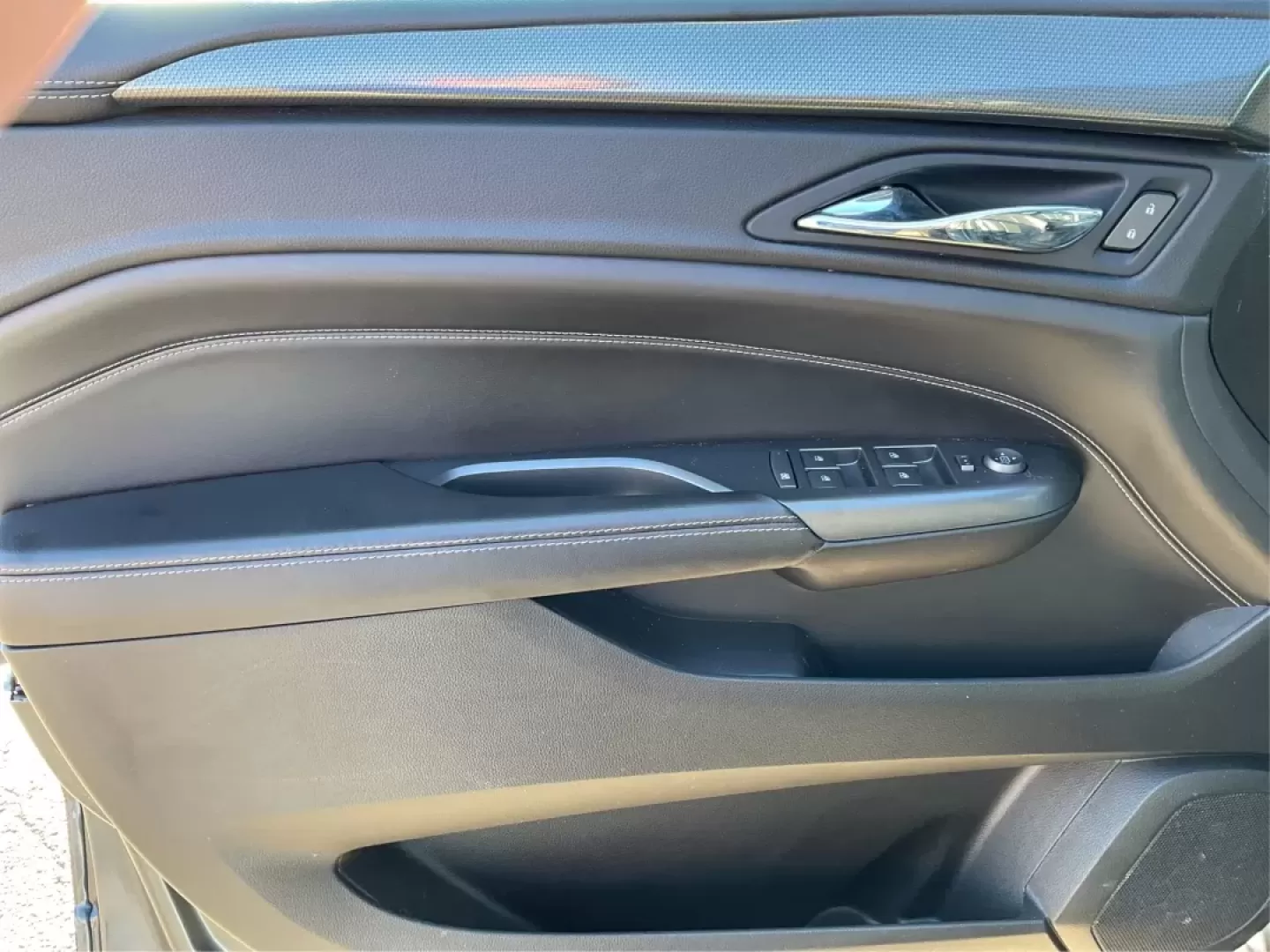 2012 Cadillac SRX Standard (3GYFNGE39CS) with an 3.6L V-6 gasoline direct injection engine, located at 1184 Kauffman Ave, Fairborn, OH, 45324, (937) 908-9800, 39.807072, -84.030914 - **Adventure Awaits with the 2012 Cadillac SRX Your Next Family SUV!**<br /> <br /> Are you on the hunt for a versatile vehicle that can handle your family's busy lifestyle and weekend adventures? Look no further than this stunning 2012 Cadillac SRX, available now at Advantage Car and Credit in Fair - Photo#19