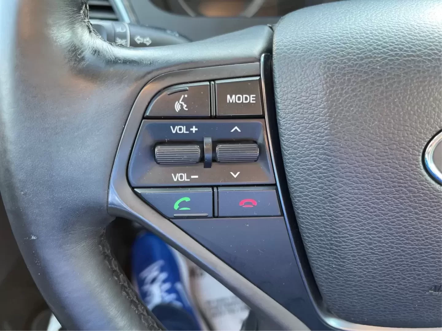 2015 Hyundai Sonata Limited (5NPE34AF7FH) with an 2.4L I-4 gasoline direct injection engine, located at 880 E. National Road, Vandalia, OH, 45377, (937) 908-9800, 39.891918, -84.183594 - **Unleash a New Lifestyle with the 2015 Hyundai Sonata Limited Your Perfect Sedan Awaits!**<br /> <br /> Are you ready to elevate your daily commute or weekend getaways? The 2015 Hyundai Sonata Limited, available at Advantage Car and Credit in Vandalia, OH, is designed with your lifestyle in mind. - Photo#16