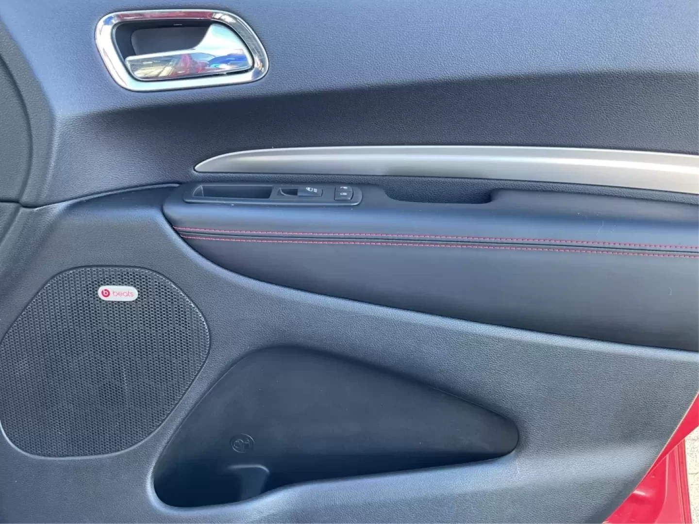 2015 Dodge Durango R/T (1C4SDJCT8FC) with an HEMI 5.7L V-8 variable valve control engine, located at 8750 N County Rd 25A, Piqua, OH, 45356, (937) 908-9800, 40.164391, -84.232513 - **Unleash Your Adventurous Spirit with the 2015 Dodge Durango R/T at Advantage Car and Credit - Troy!**<br /> <br /> Are you ready to elevate your family outings or weekend adventures? The 2015 Dodge Durango R/T is the perfect vehicle for those who demand style, performance, and versatility. Whether - Photo#19