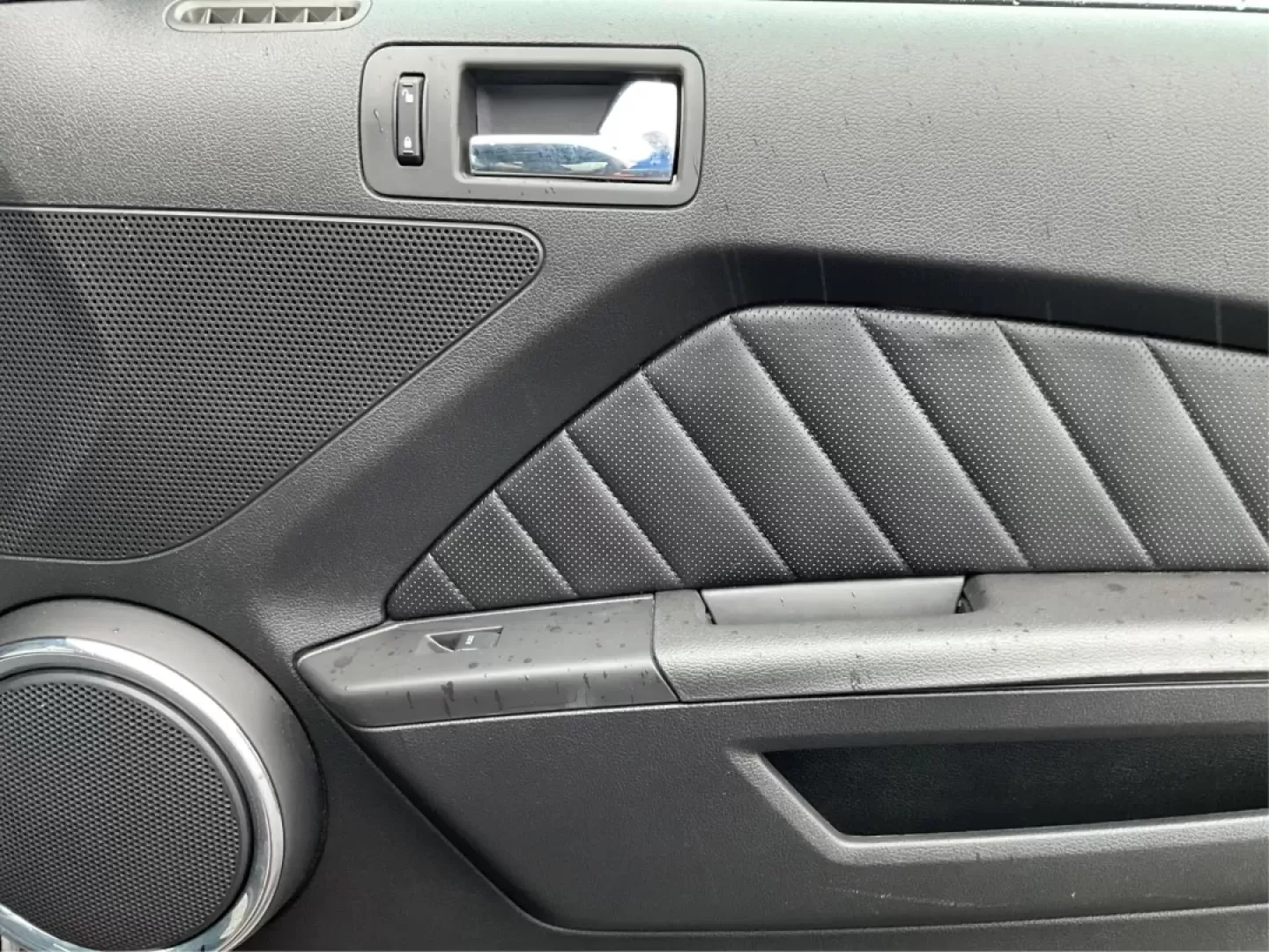 2012 Ford Mustang V6 Premium (1ZVBP8AM2C5) with an 3.7L V-6 DOHC engine, Manual transmission, located at 1951 S Dayton Lakeview Rd., New Carlisle, OH, 45344, (937) 908-9800, 39.890999, -84.050255 - **Embrace the Spirit of Adventure with the 2012 Ford Mustang V6 Premium!**<br /> <br /> Are you ready to infuse your daily routine with excitement and style? The 2012 Ford Mustang V6 Premium, available at Advantage Car and Credit in Vandalia, OH, is the perfect companion for those who crave a thrill - Photo#19