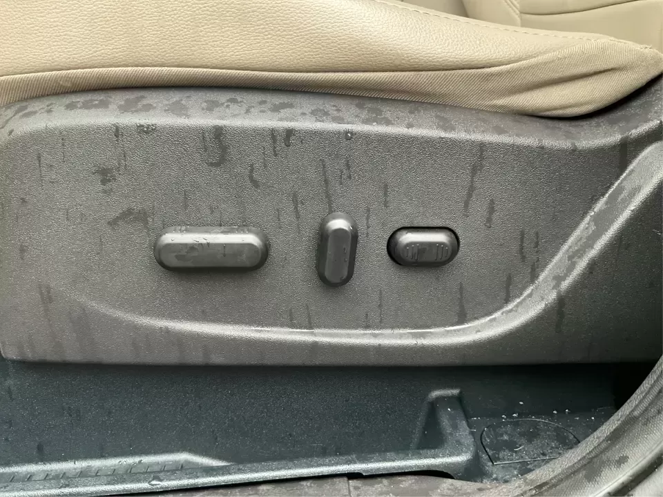 2017 Ford Escape Titanium 4WD (1FMCU9J94HU) with an 2.0L L4 DOHC 16V engine, 6A transmission, located at 8750 N County Rd 25A, Piqua, OH, 45356, (937) 908-9800, 40.164391, -84.232513 - Load up the family, point the hood toward Indian Lake for a weekend escape, or make your daily commute down I75 feel a lot more comfortable-this 2017 Ford Escape Titanium 4WD is the kind of compact SUV that fits real life in Piqua, OH. With confident four-wheel drive for unpredictable Midwest weathe - Photo#18
