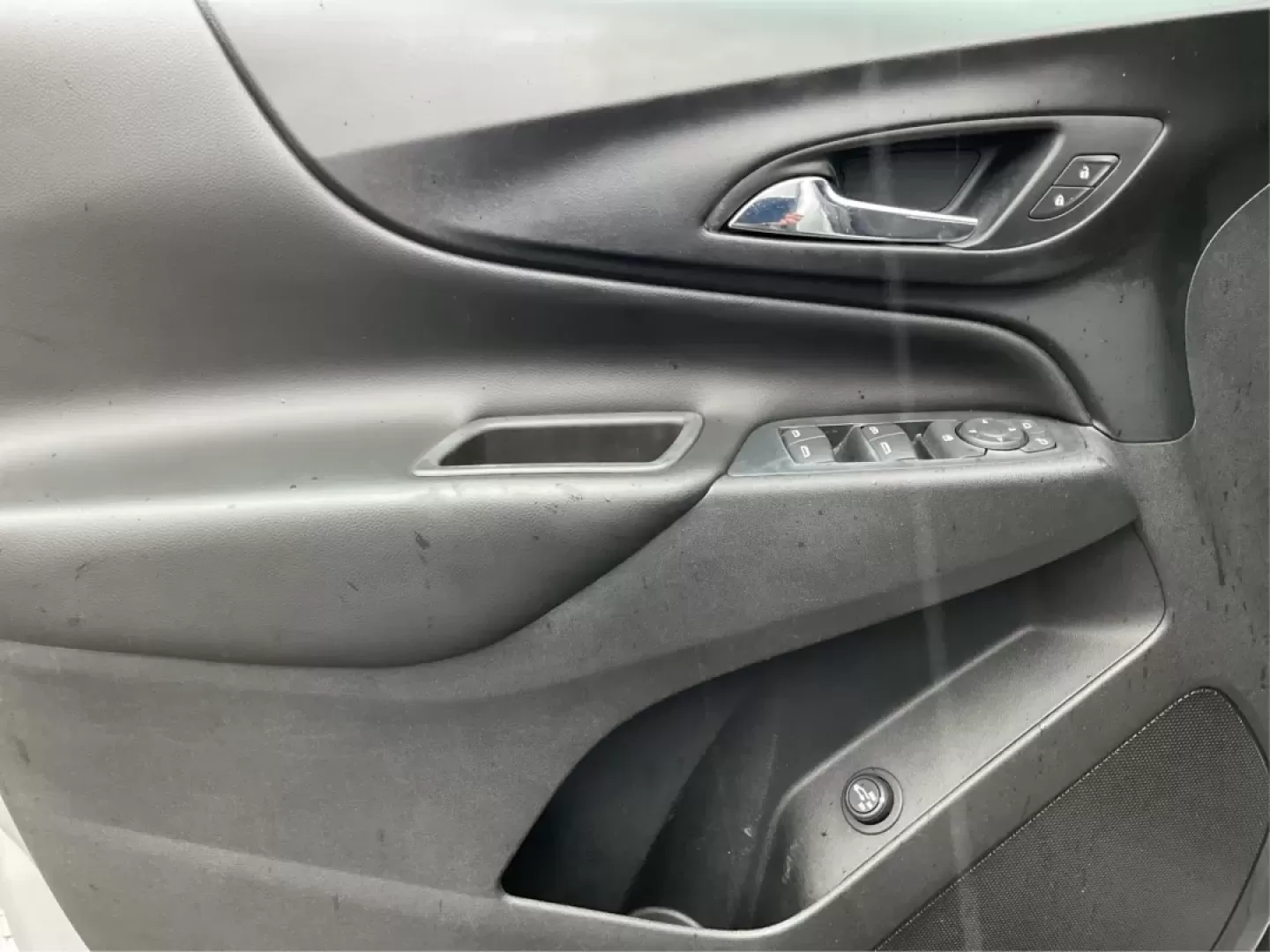 2019 Chevrolet Equinox LT (3GNAXKEV6KS) with an 1.5L I-4 gasoline direct injection engine, located at 8750 N County Rd 25A, Piqua, OH, 45356, (937) 908-9800, 40.164391, -84.232513 - **Unleash the Adventure with This 2019 Chevrolet Equinox LT: Your Perfect SUV Awaits!**<br /> <br /> If you're searching for a versatile SUV that can effortlessly transition from busy weekdays to weekend getaways, look no further than this stunning 2019 Chevrolet Equinox LT, available now at Advanta - Photo#19