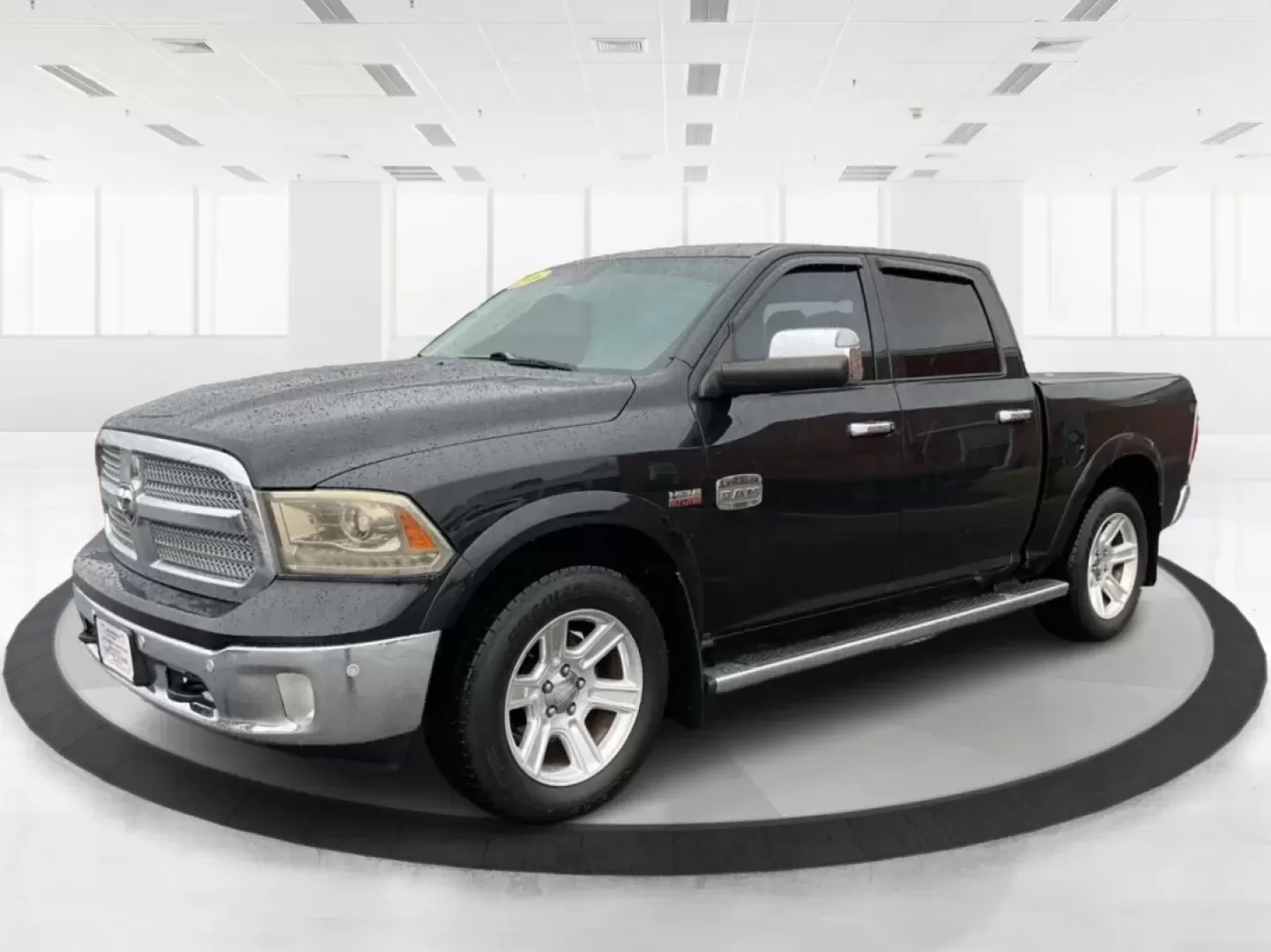 2016 Ram 1500 Longhorn (1C6RR7PT9GS) with an Other engine, located at 8750 N County Rd 25A, Piqua, OH, 45356, (937) 908-9800, 40.164391, -84.232513 - **Discover Your Next Adventure with This 2016 Ram 1500 Longhorn at Advantage Car and Credit - Piqua, OH**<br /> <br /> Are you ready to elevate your driving experience and embrace the freedom of the open road? Whether you're hauling gear for a weekend getaway or navigating daily commutes, the 2016 R - Photo#8