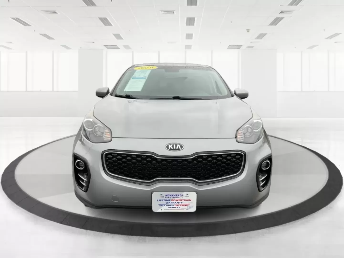 2019 Kia Sportage LX (KNDPMCAC4K7) with an Theta II 2.4L I-4 gasoline direct injection engine, located at 8750 N County Rd 25A, Piqua, OH, 45356, (937) 908-9800, 40.164391, -84.232513 - Experience the perfect blend of comfort, versatility, and performance with this 2019 Kia Sportage LX, designed for individuals and families who crave adventure. Whether you're navigating the bustling streets of Piqua, OH, or exploring nearby scenic routes, this stylish crossover SUV is built to acco - Photo#7