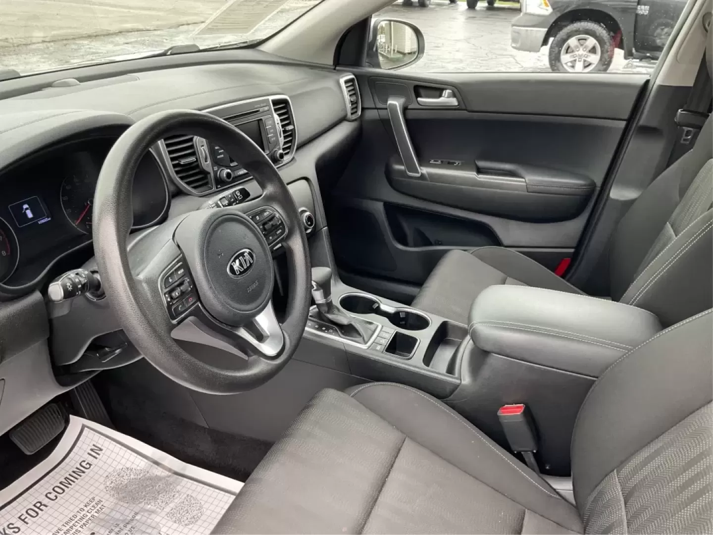 2019 Kia Sportage LX (KNDPMCAC4K7) with an Theta II 2.4L I-4 gasoline direct injection engine, located at 8750 N County Rd 25A, Piqua, OH, 45356, (937) 908-9800, 40.164391, -84.232513 - Experience the perfect blend of comfort, versatility, and performance with this 2019 Kia Sportage LX, designed for individuals and families who crave adventure. Whether you're navigating the bustling streets of Piqua, OH, or exploring nearby scenic routes, this stylish crossover SUV is built to acco - Photo#9